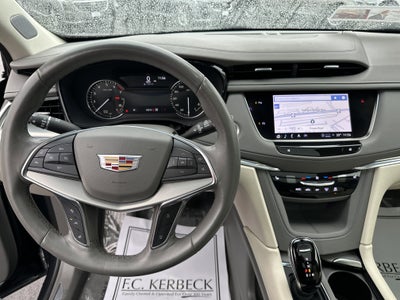2022 Cadillac XT5 Premium Luxury