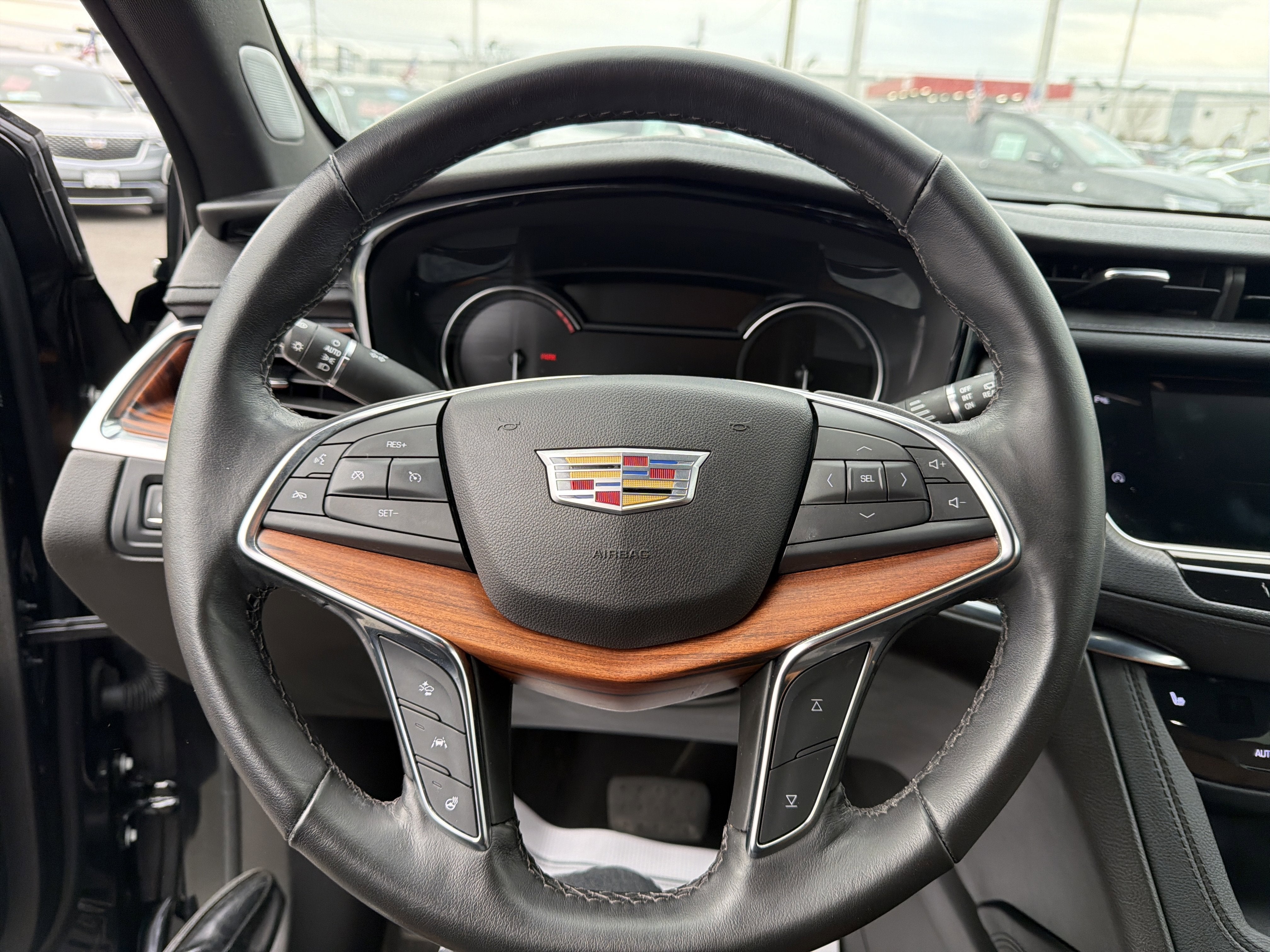 2023 Cadillac XT5 Premium Luxury
