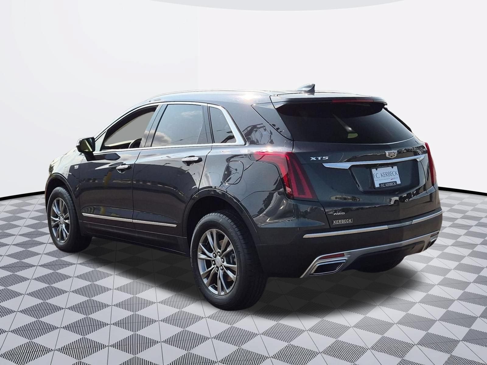 2022 Cadillac XT5 Premium Luxury
