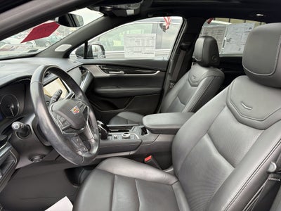 2022 Cadillac XT5 Premium Luxury