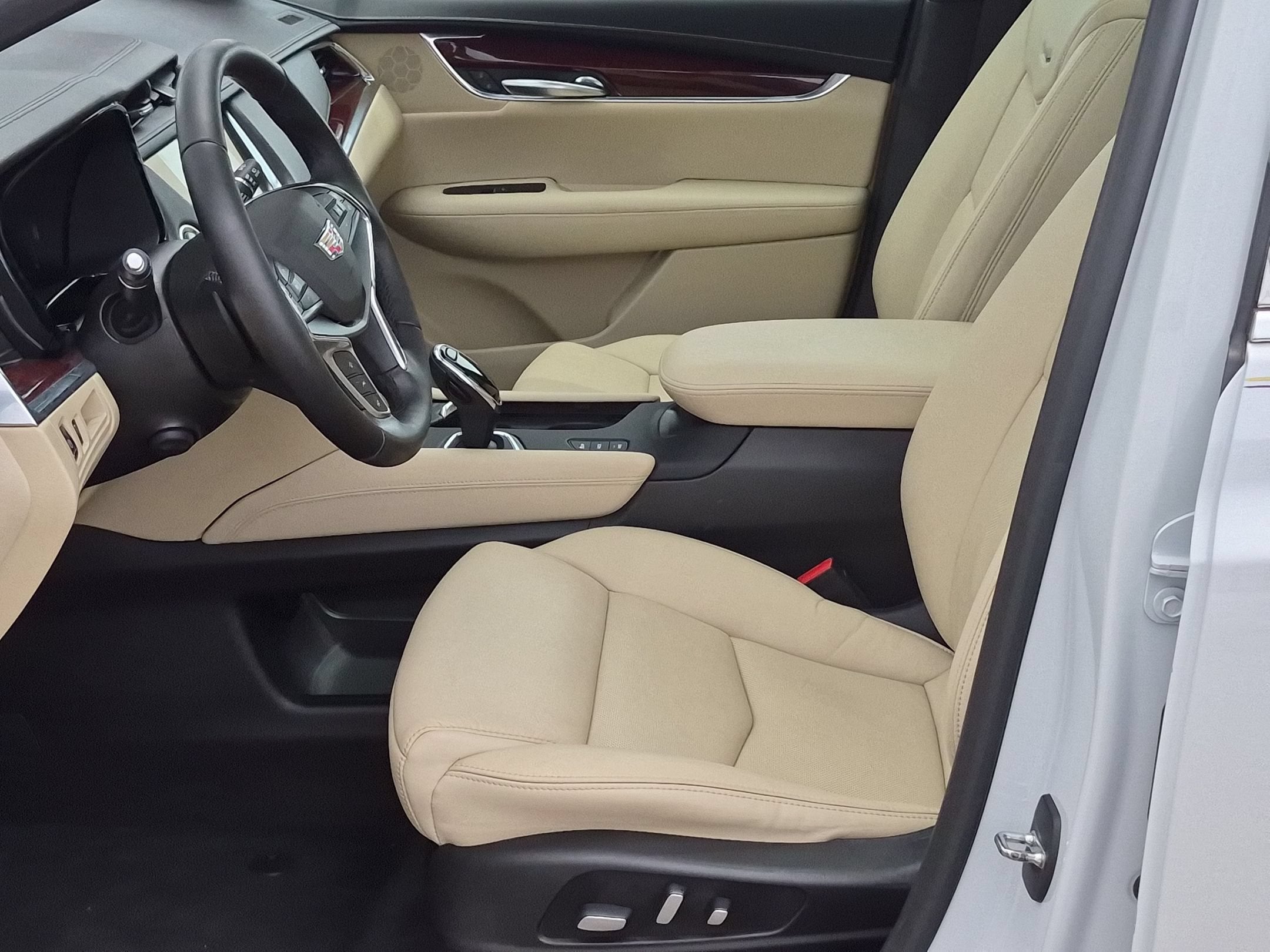 2019 Cadillac XT5 Luxury AWD