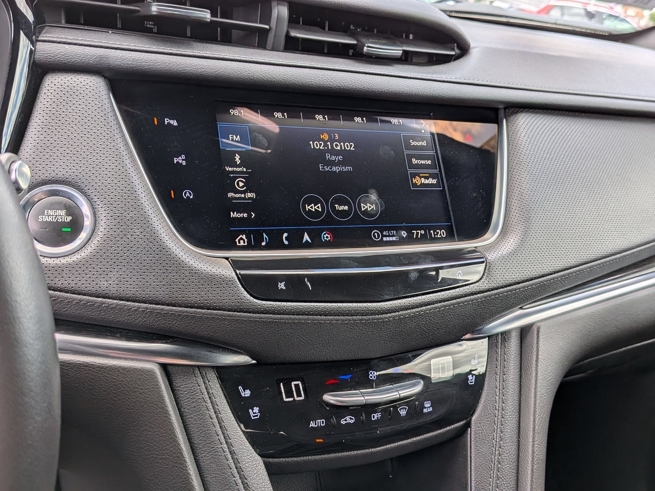 2022 Cadillac XT5 Premium Luxury
