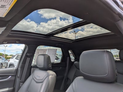 2022 Cadillac XT5 Premium Luxury