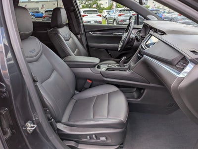 2022 Cadillac XT5 Premium Luxury