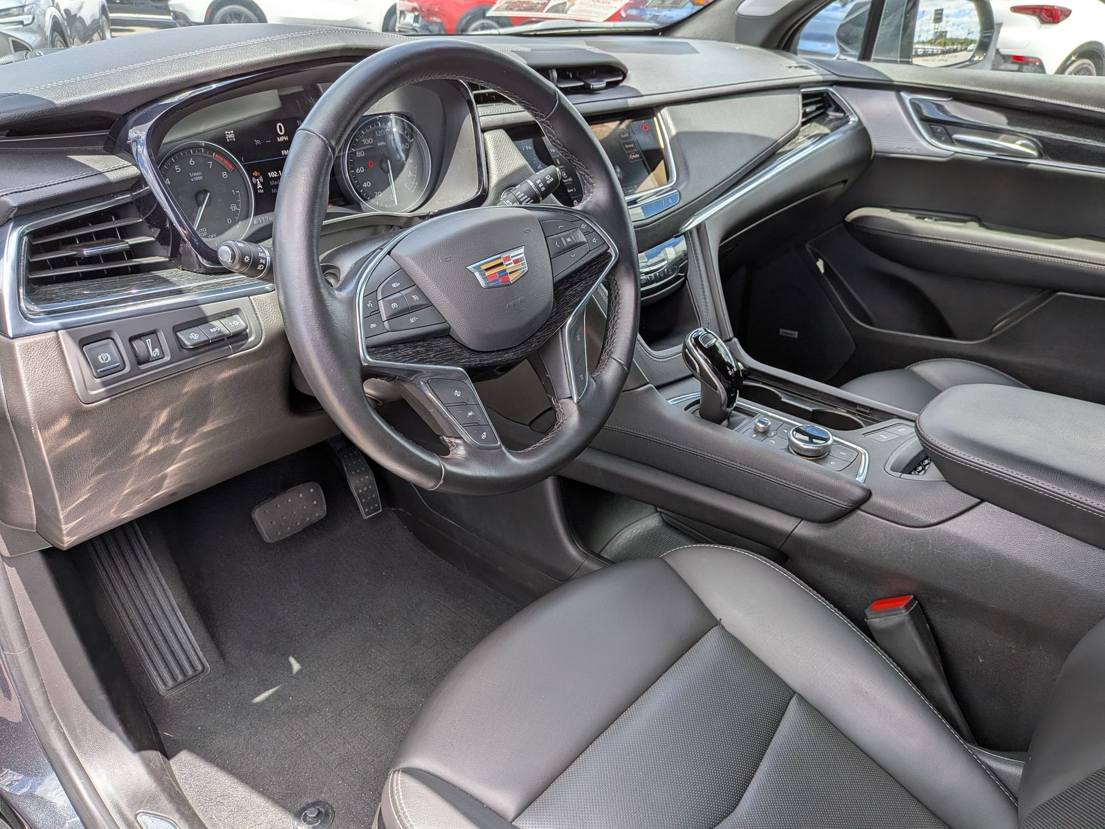 2022 Cadillac XT5 Premium Luxury