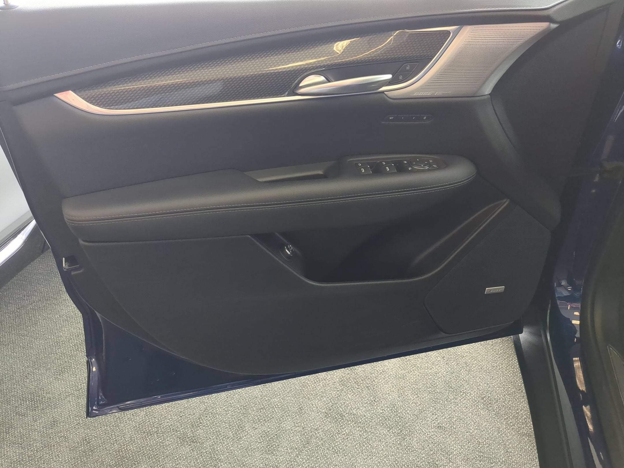 2023 Cadillac XT5 Sport