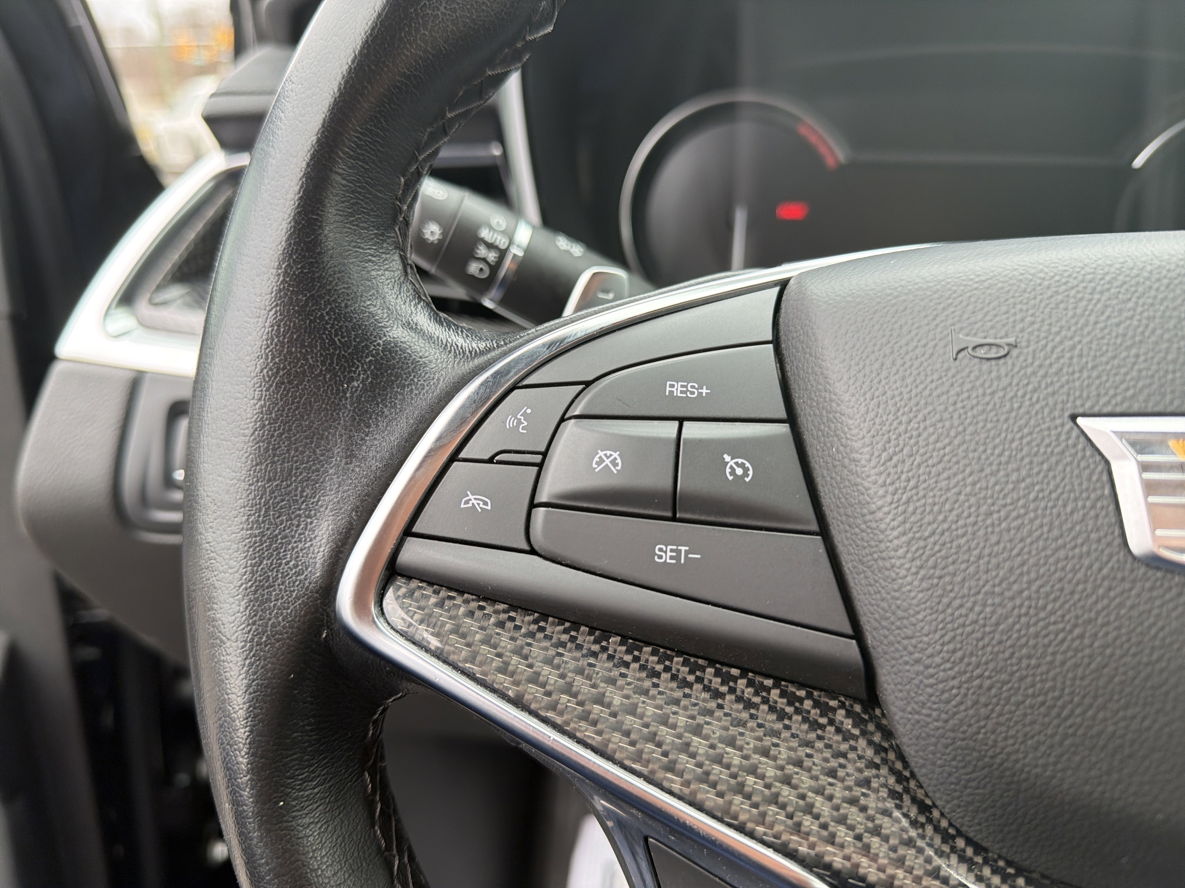 2024 Cadillac XT5 Sport