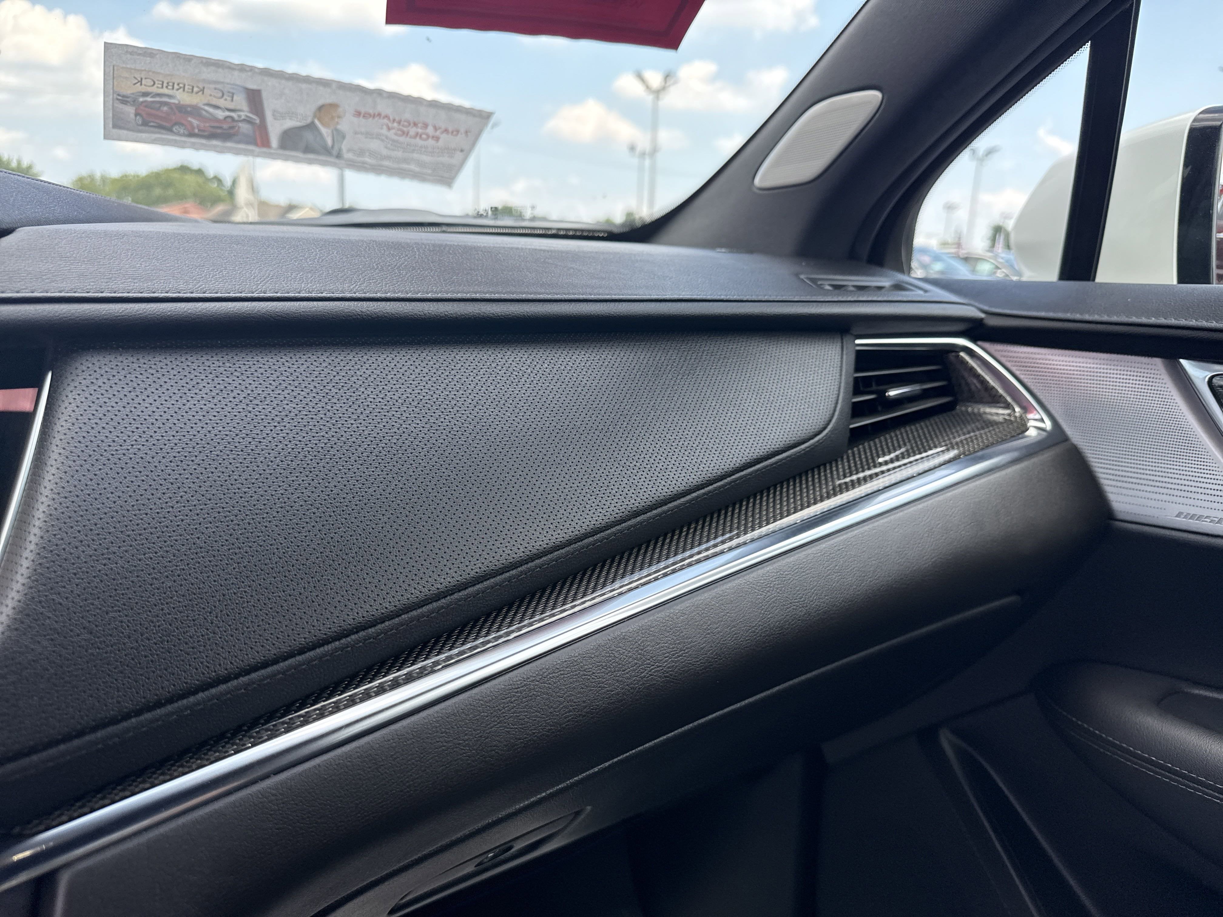 2022 Cadillac XT5 Sport