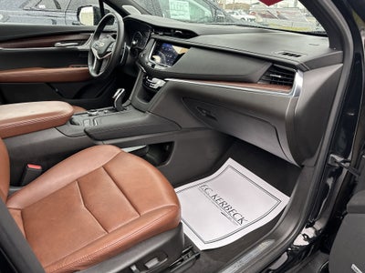 2022 Cadillac XT5 Sport