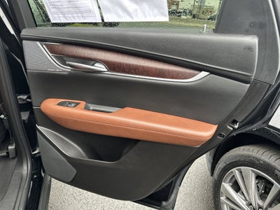 2022 Cadillac XT5 Sport