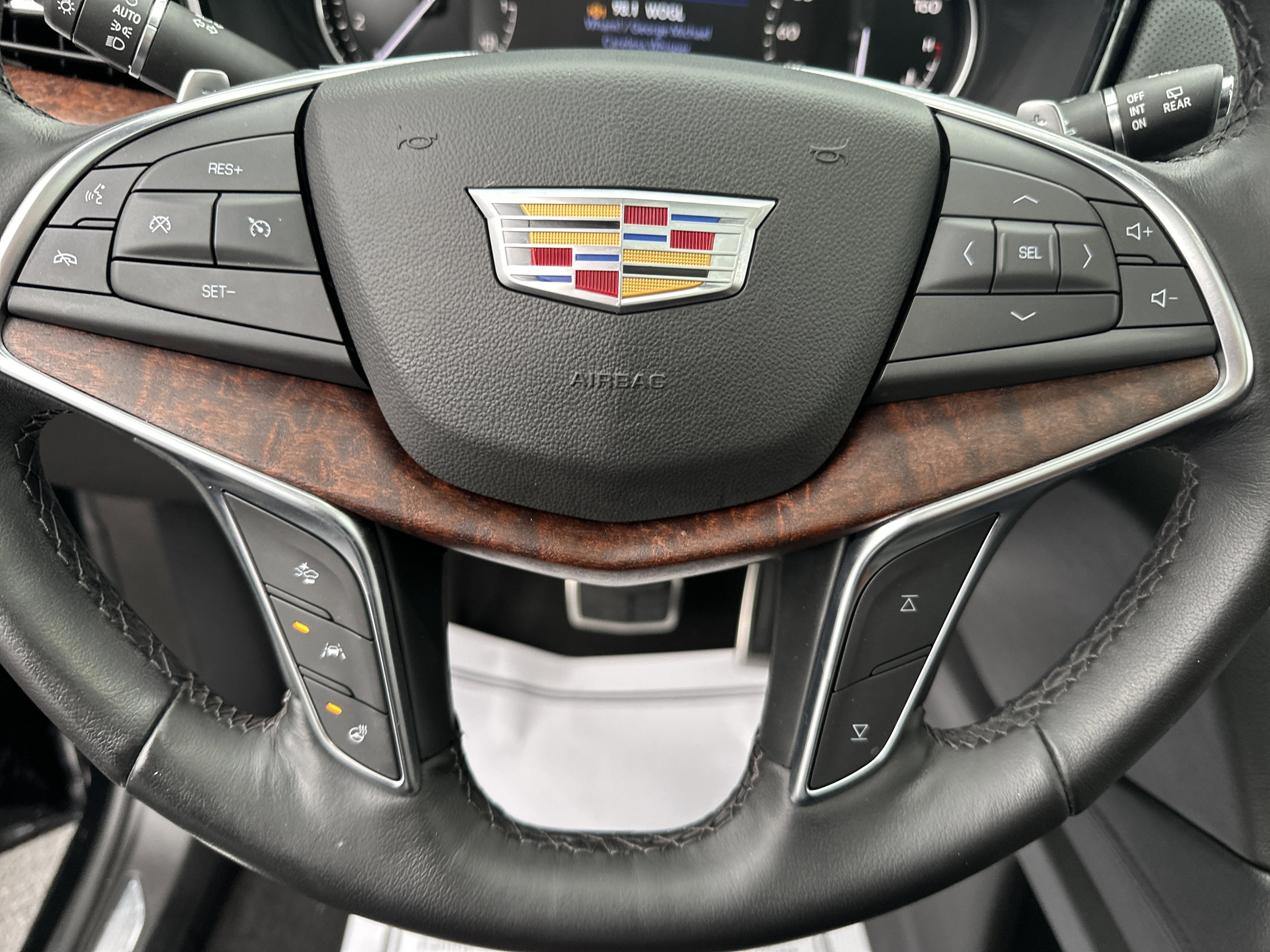 2022 Cadillac XT5 Sport