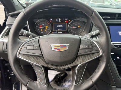 2022 Cadillac XT5 Sport