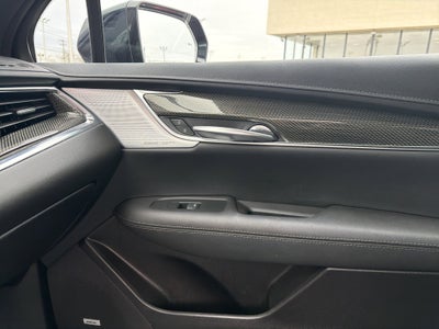 2022 Cadillac XT5 Sport