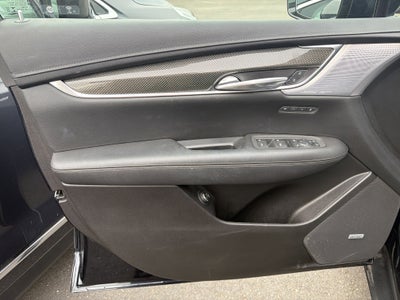 2022 Cadillac XT5 Sport