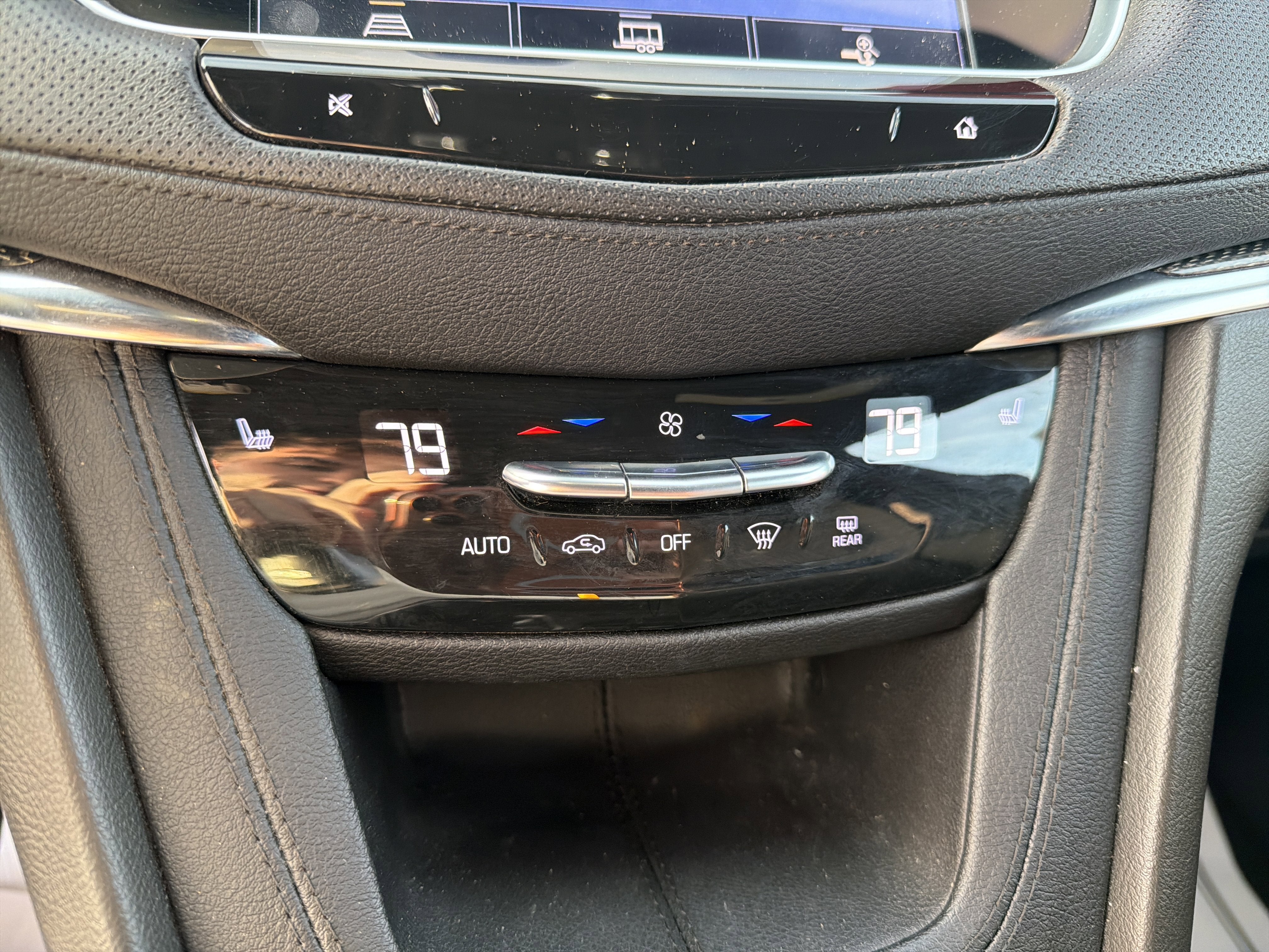 2023 Cadillac XT5 Sport