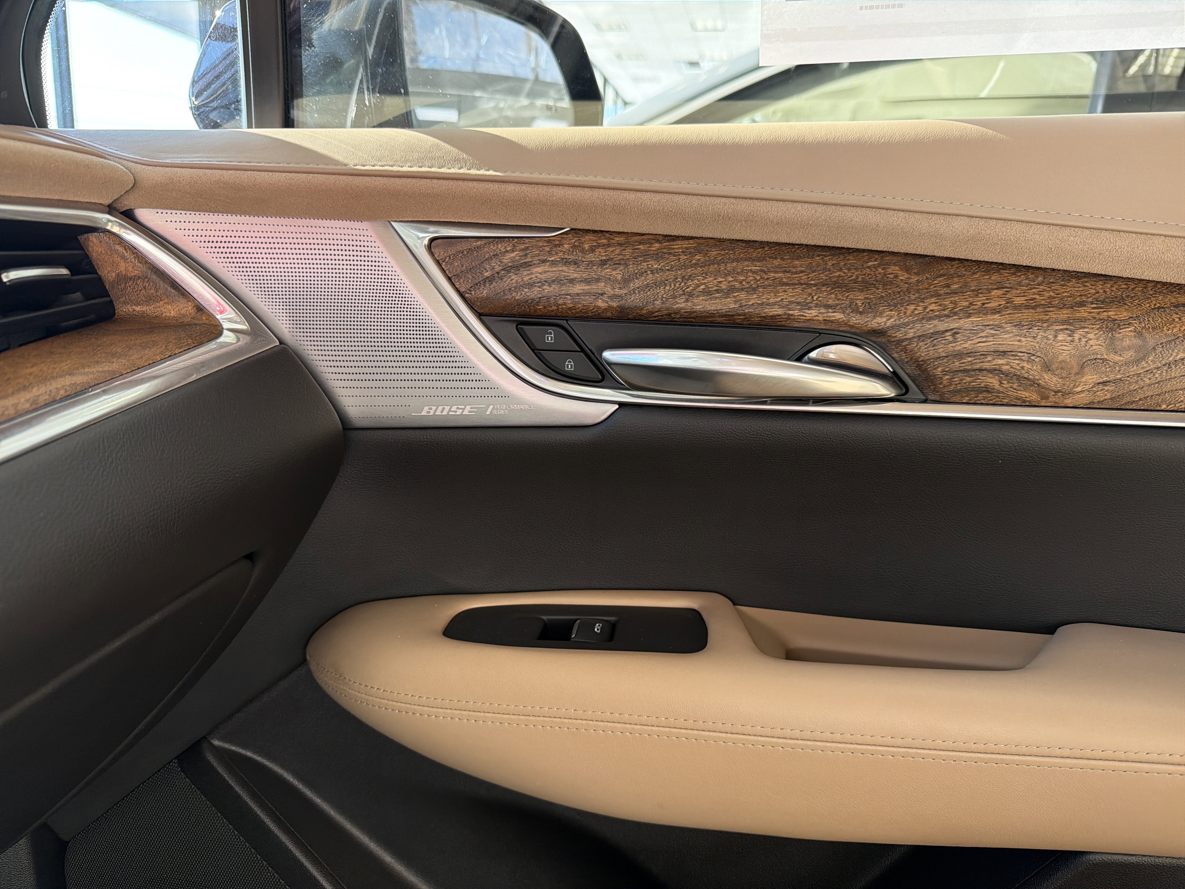 2020 Cadillac XT5 Sport