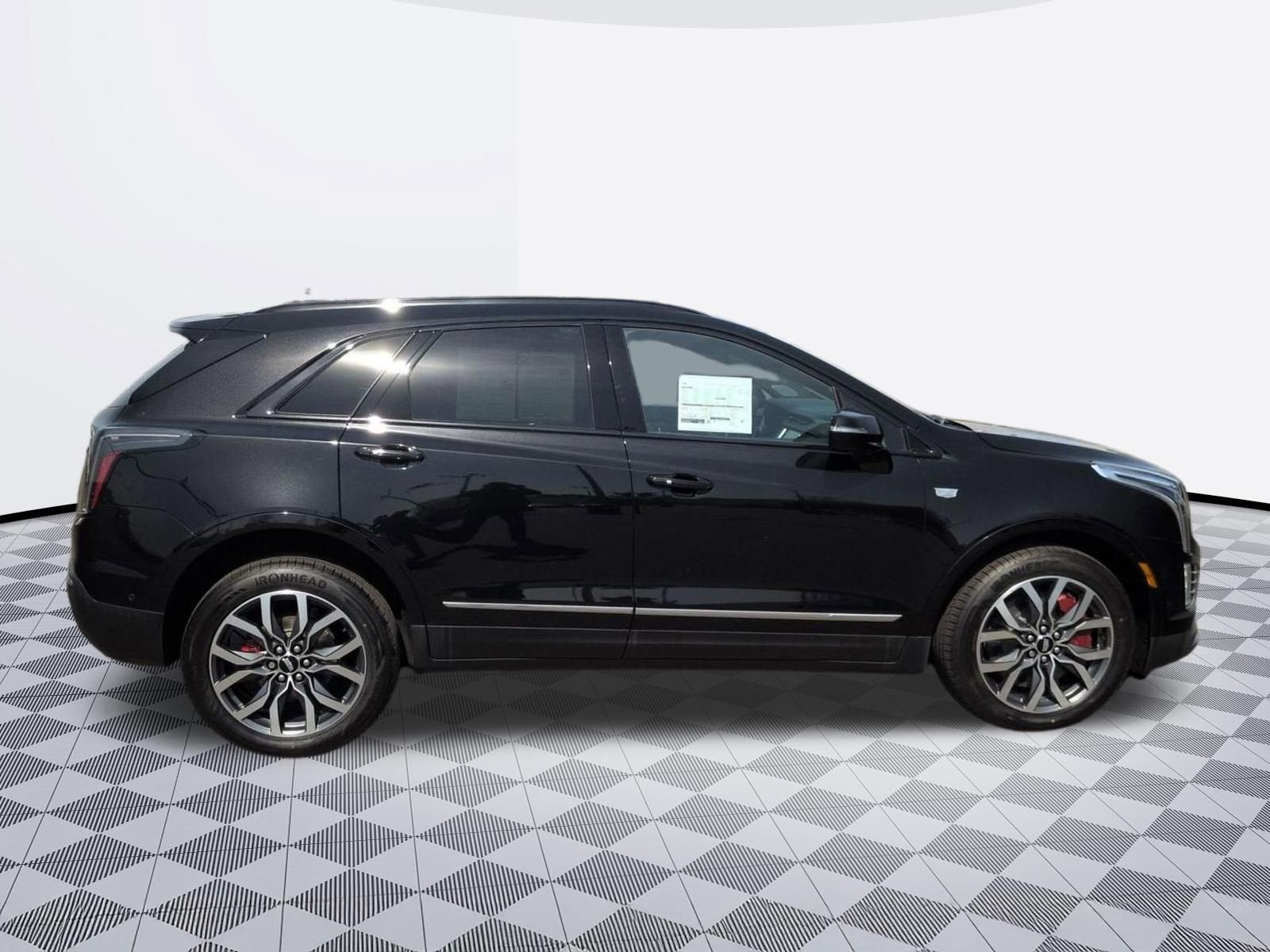 2024 Cadillac XT5 Sport