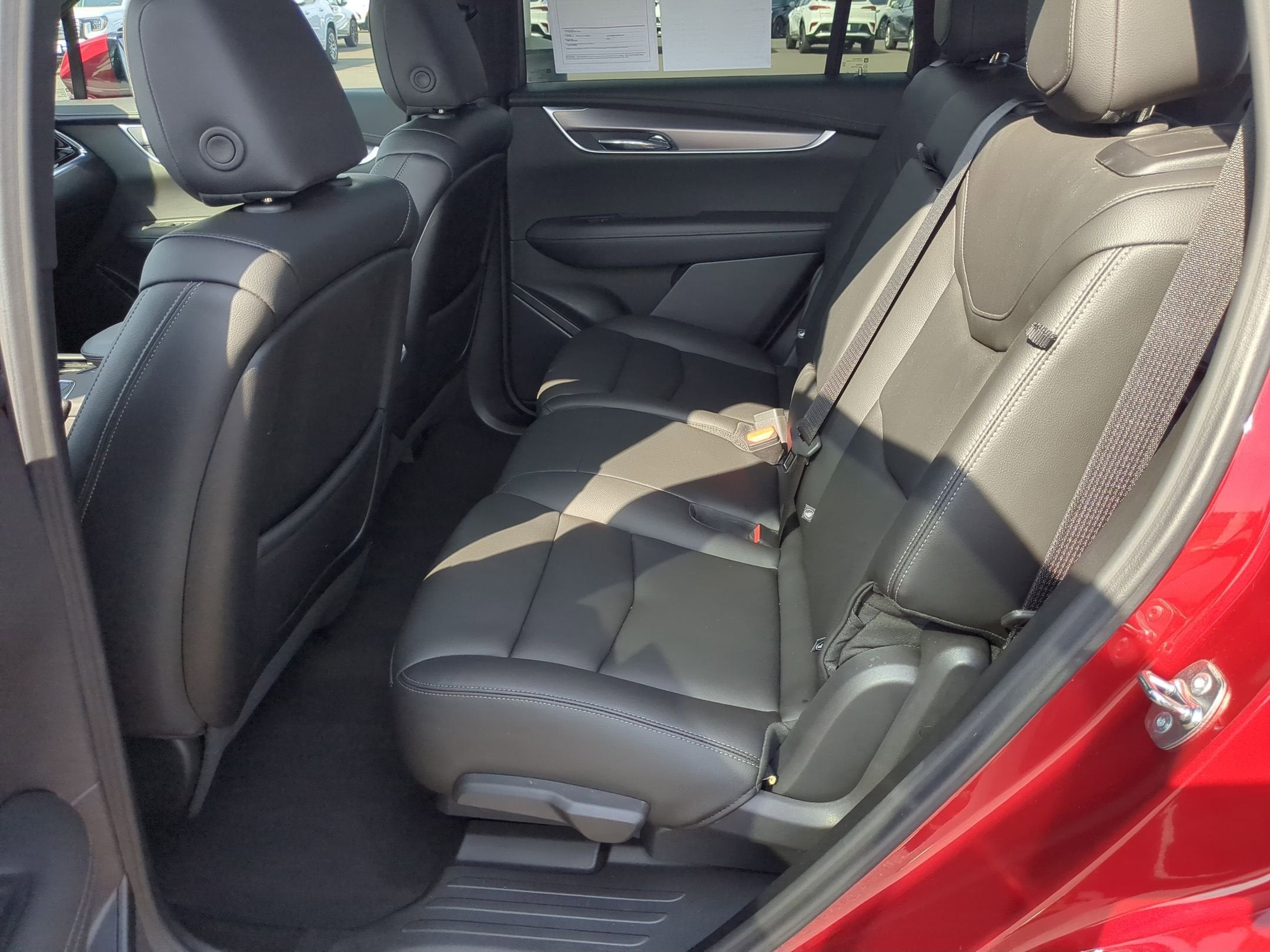 2024 Cadillac XT6 Luxury