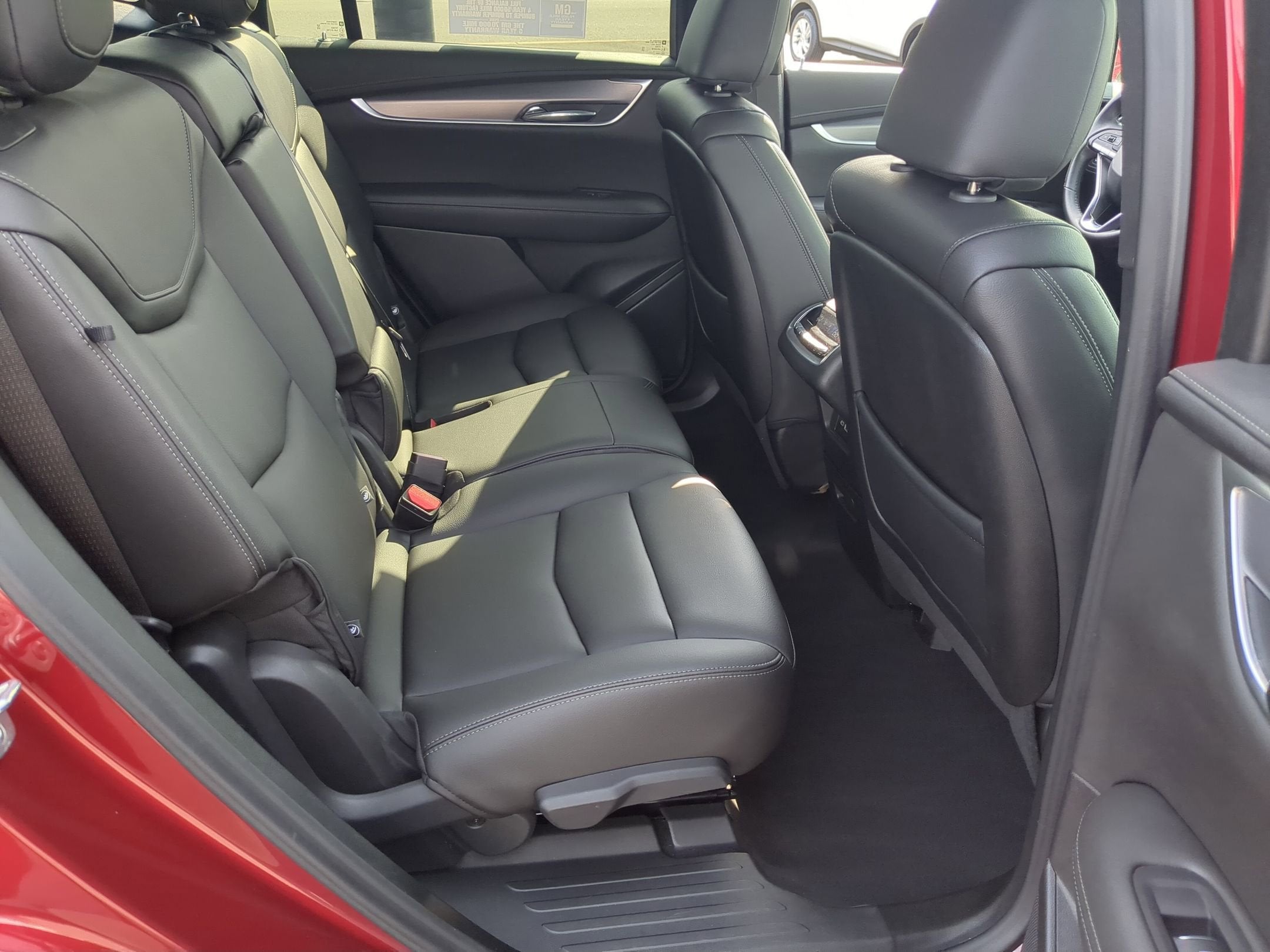 2024 Cadillac XT6 Luxury