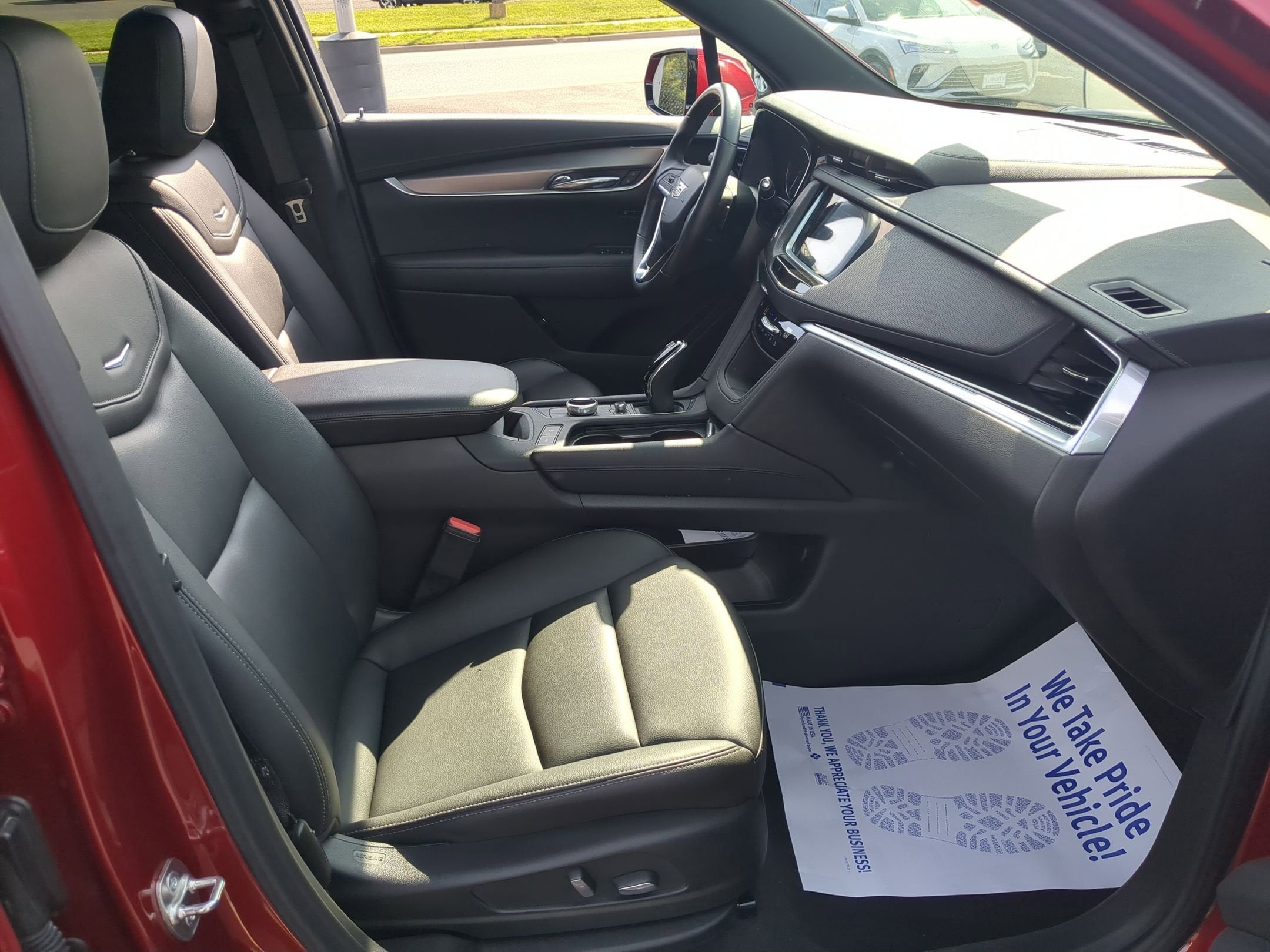 2024 Cadillac XT6 Luxury