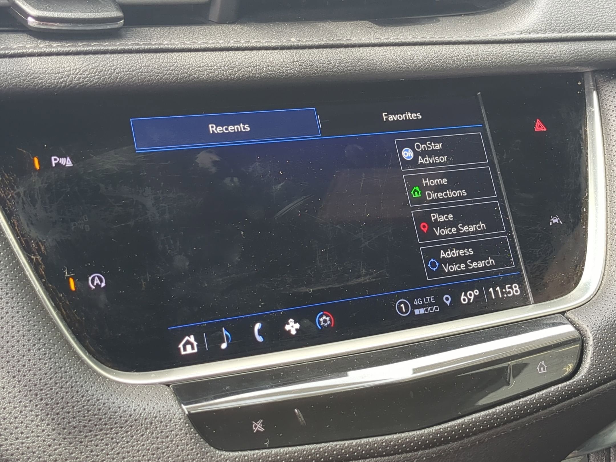 2025 Cadillac XT6 Luxury