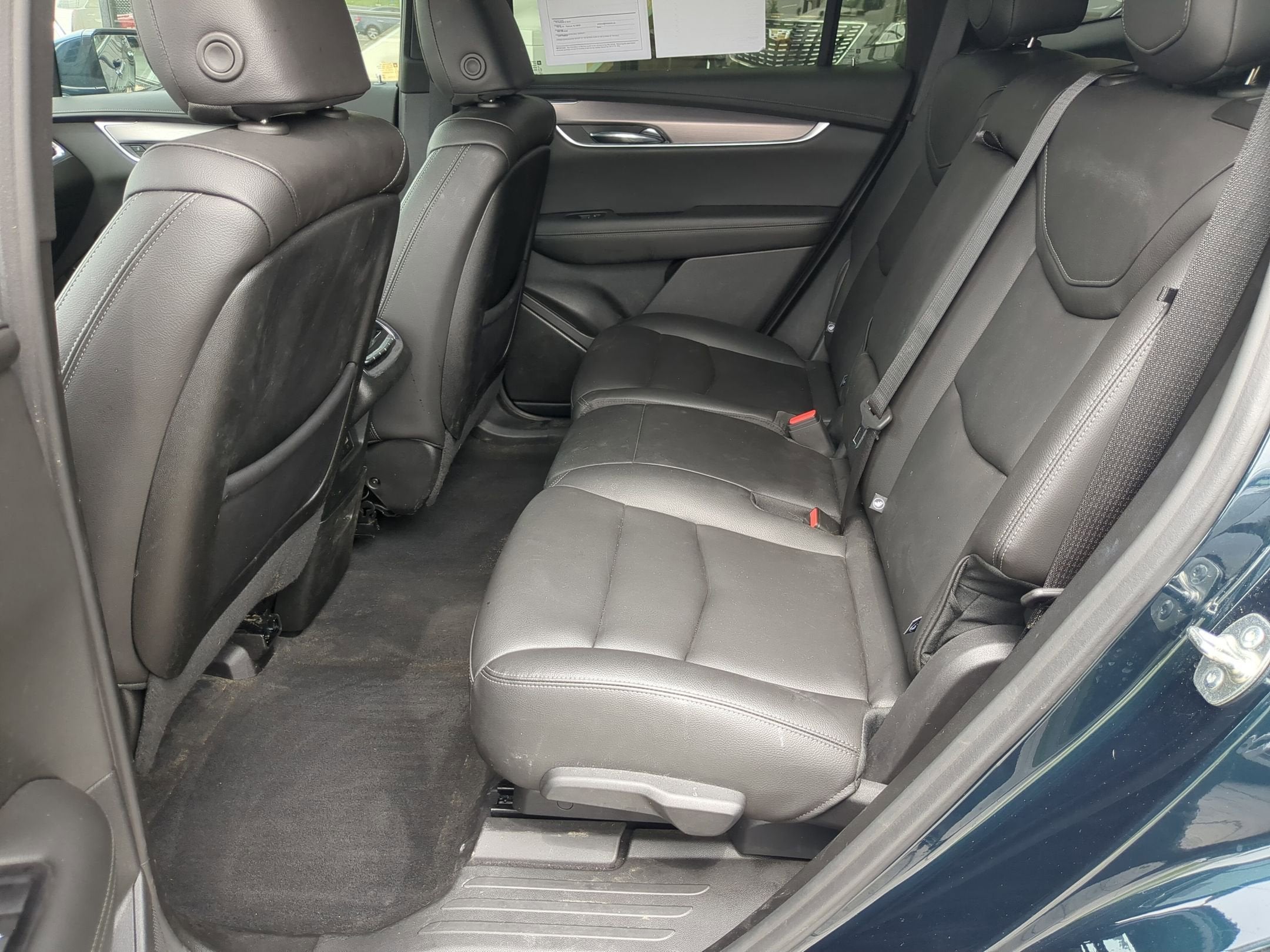 2025 Cadillac XT6 Luxury