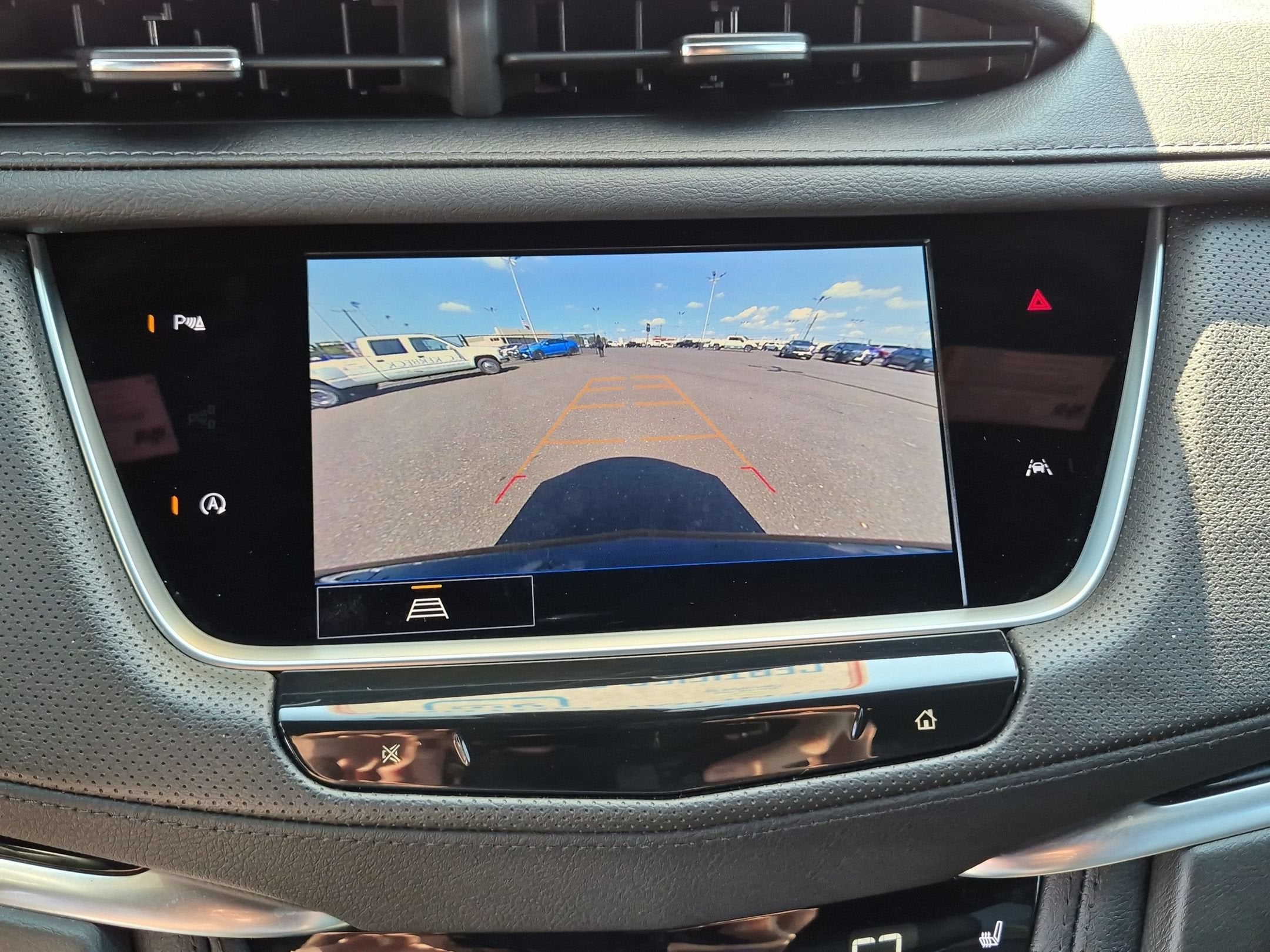 2024 Cadillac XT6 Luxury