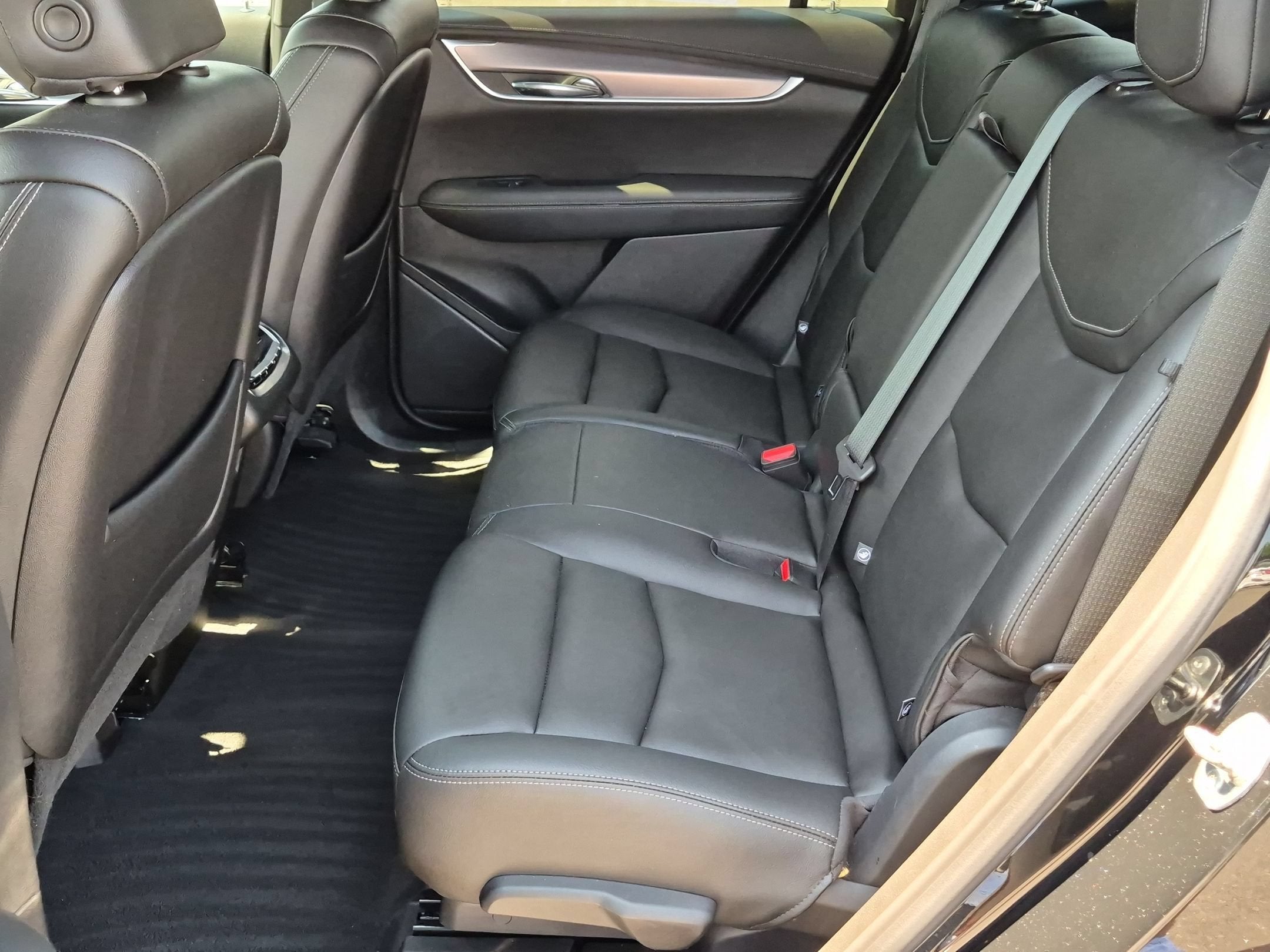 2024 Cadillac XT6 Luxury