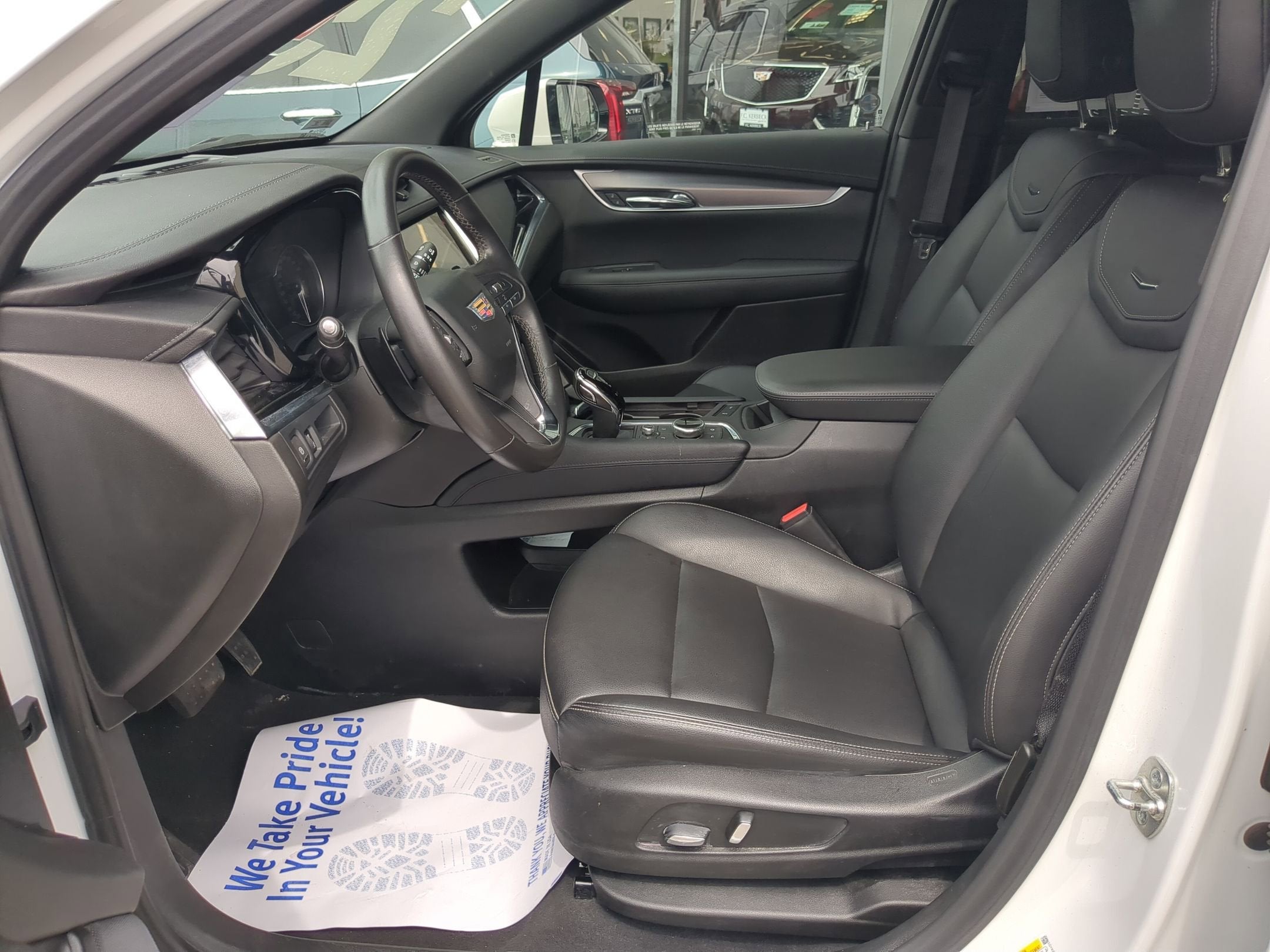 2024 Cadillac XT6 Luxury