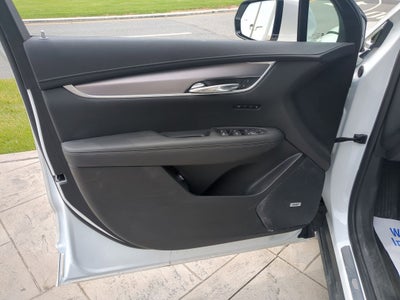 2024 Cadillac XT6 Luxury