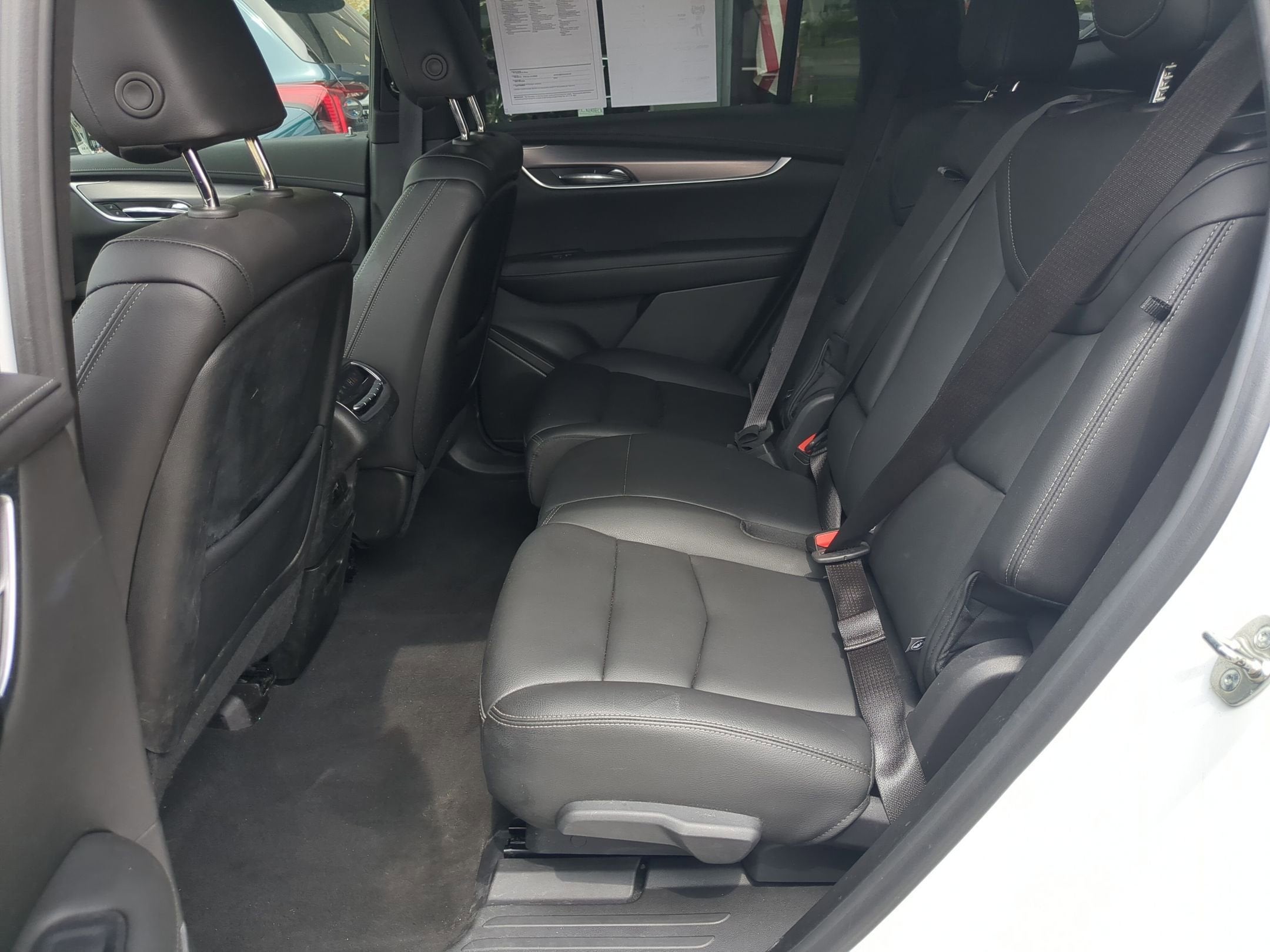 2024 Cadillac XT6 Luxury