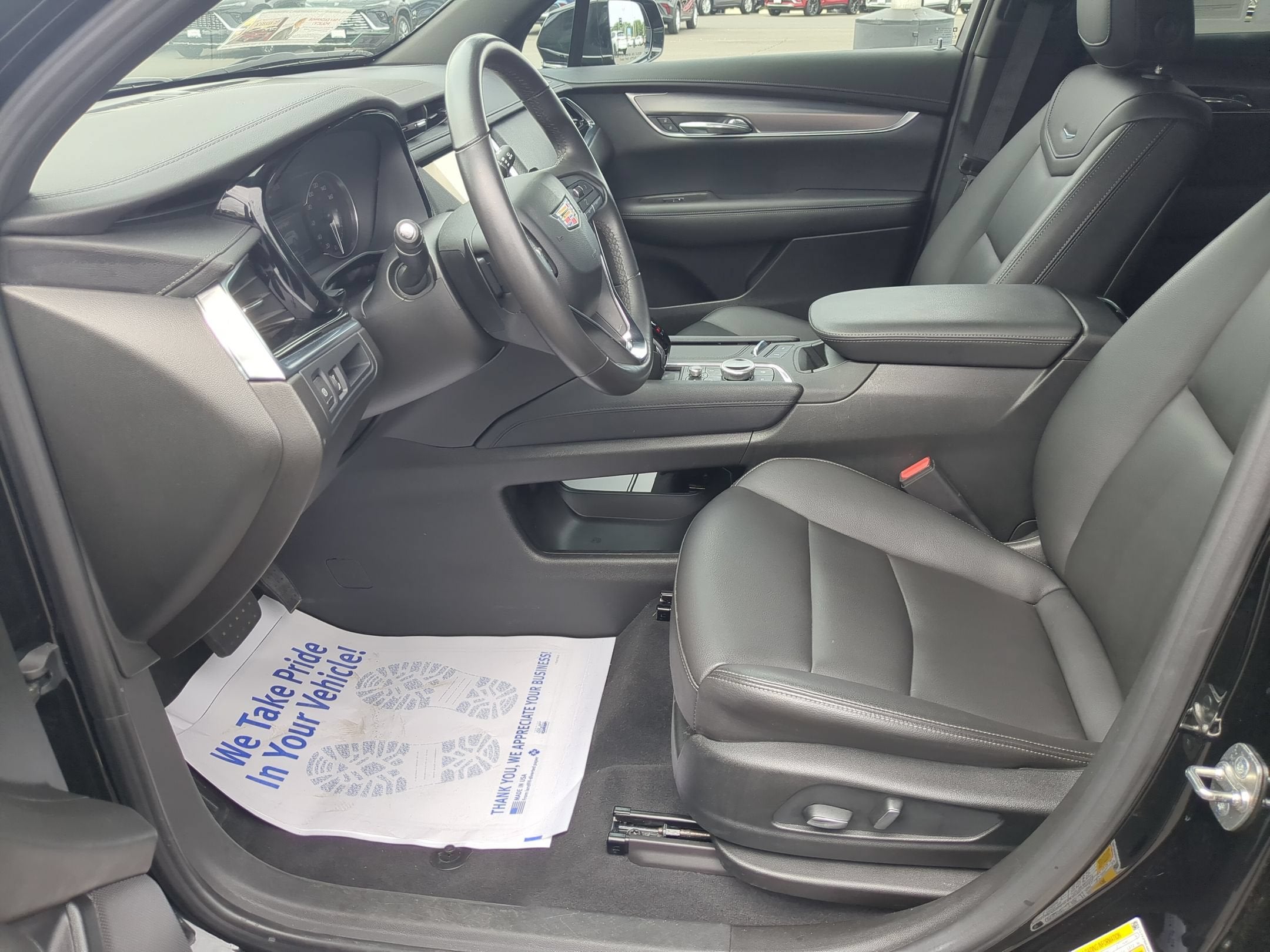 2024 Cadillac XT6 Luxury