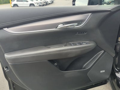 2024 Cadillac XT6 Luxury