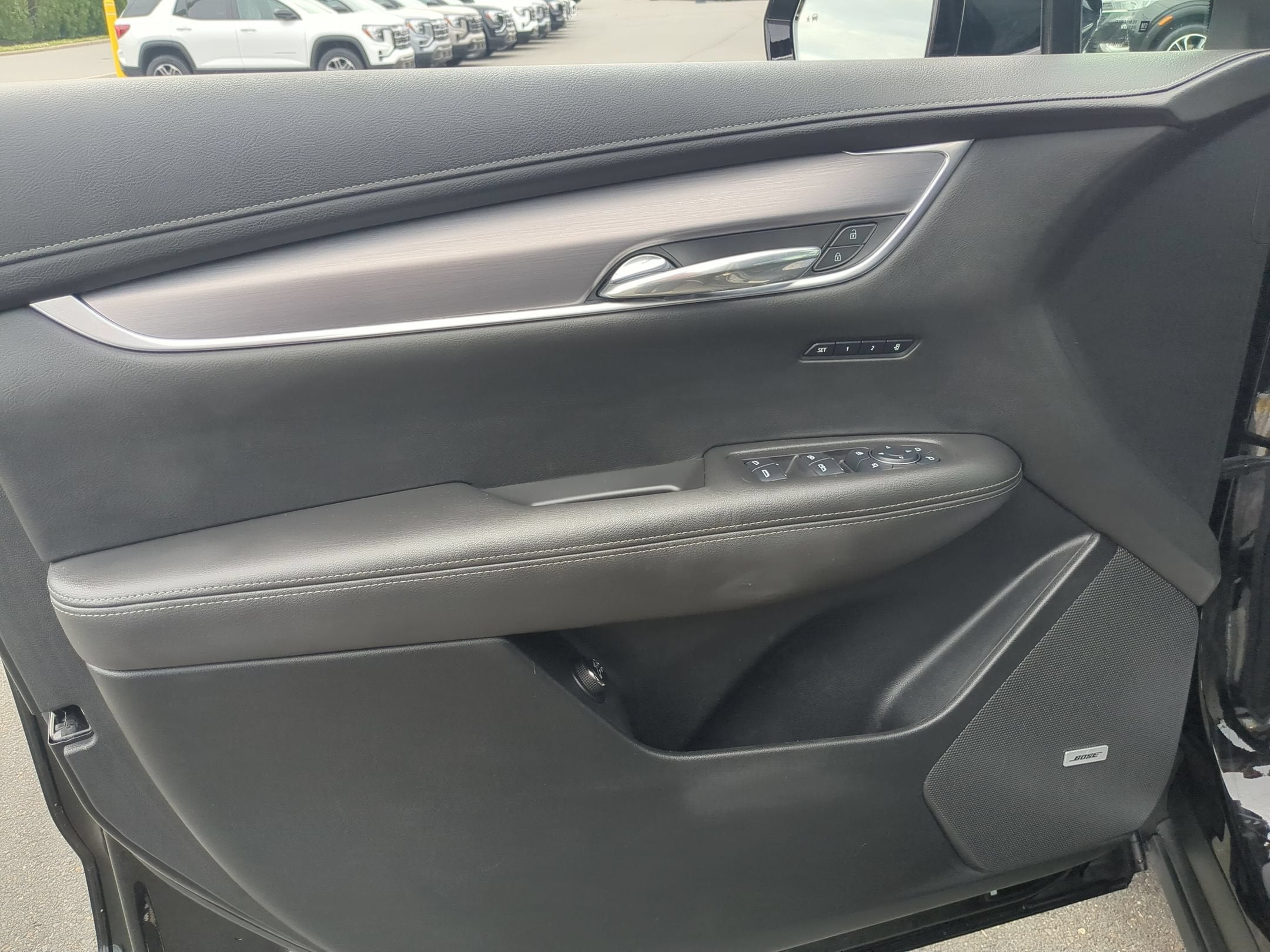 2024 Cadillac XT6 Luxury