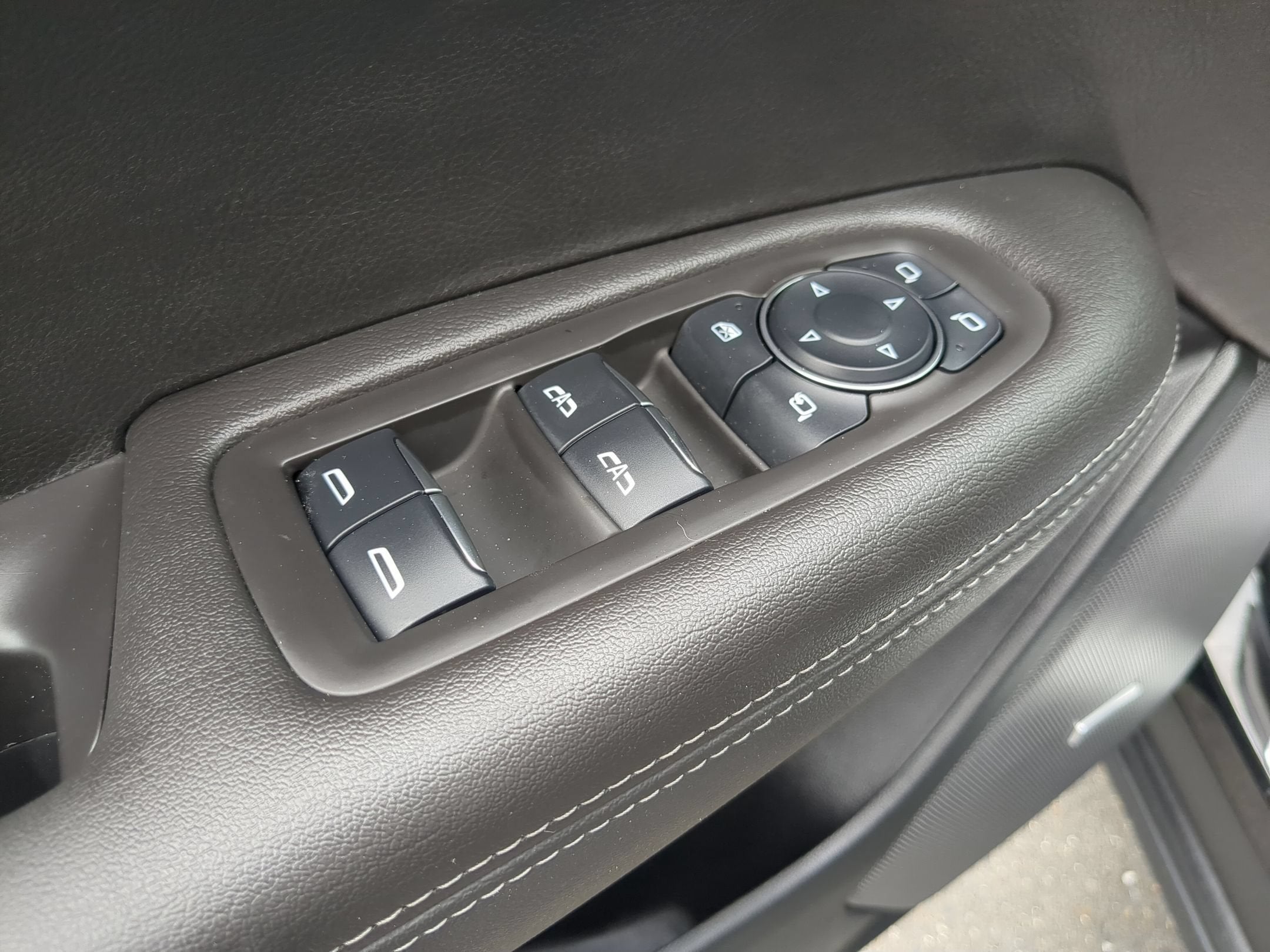 2024 Cadillac XT6 Luxury