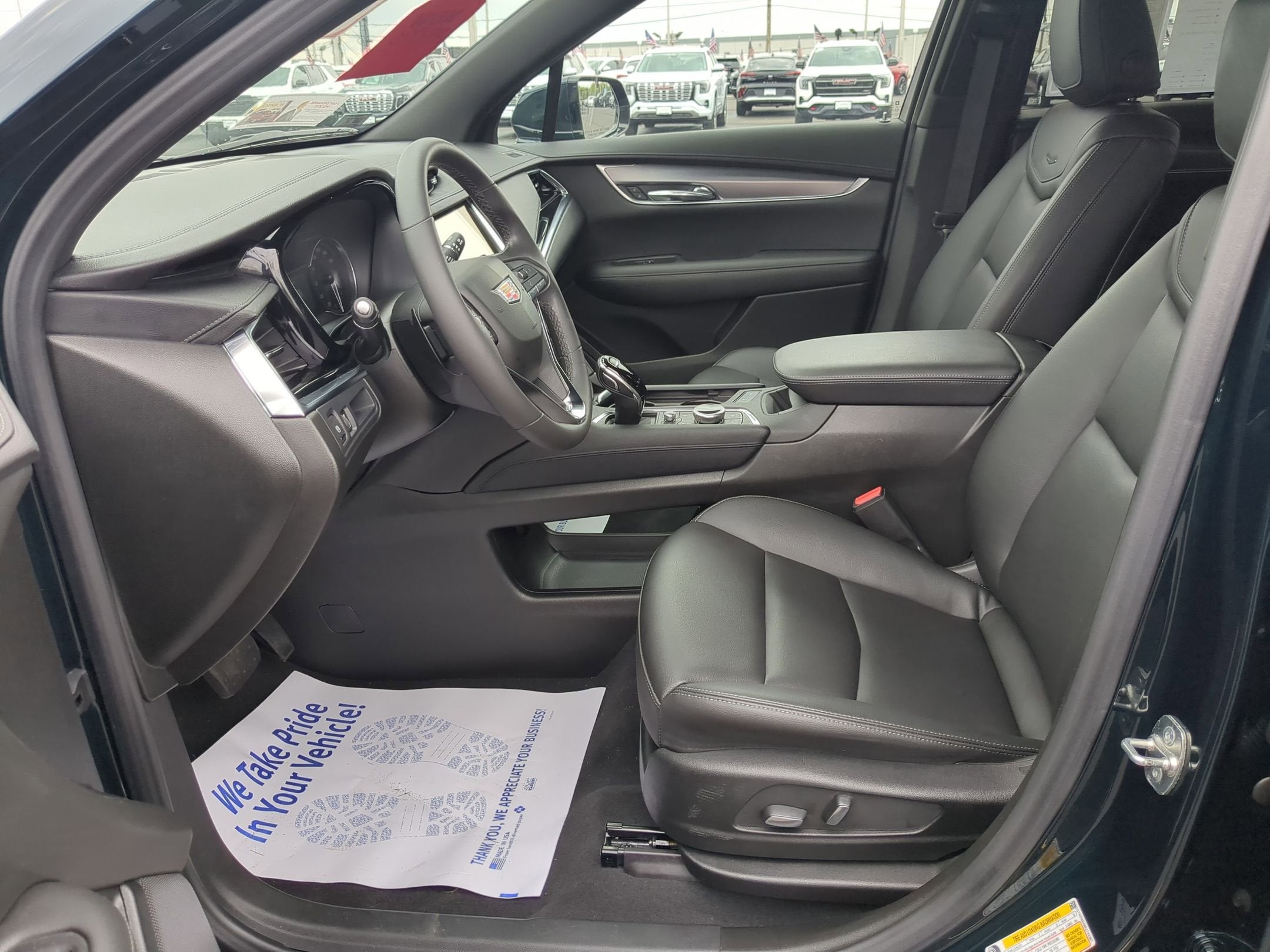 2024 Cadillac XT6 Luxury