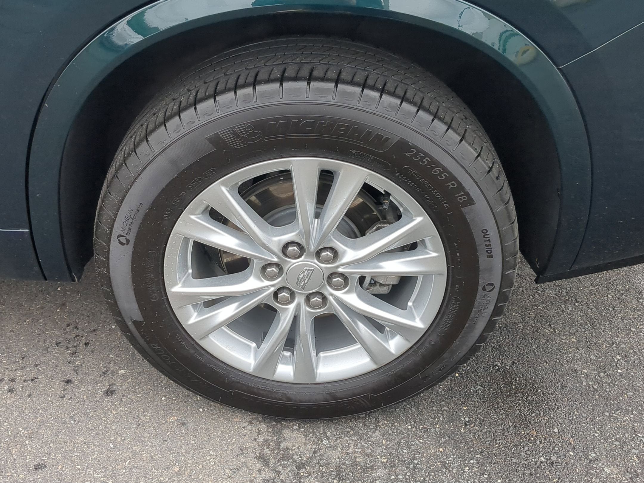 2024 Cadillac XT6 Luxury