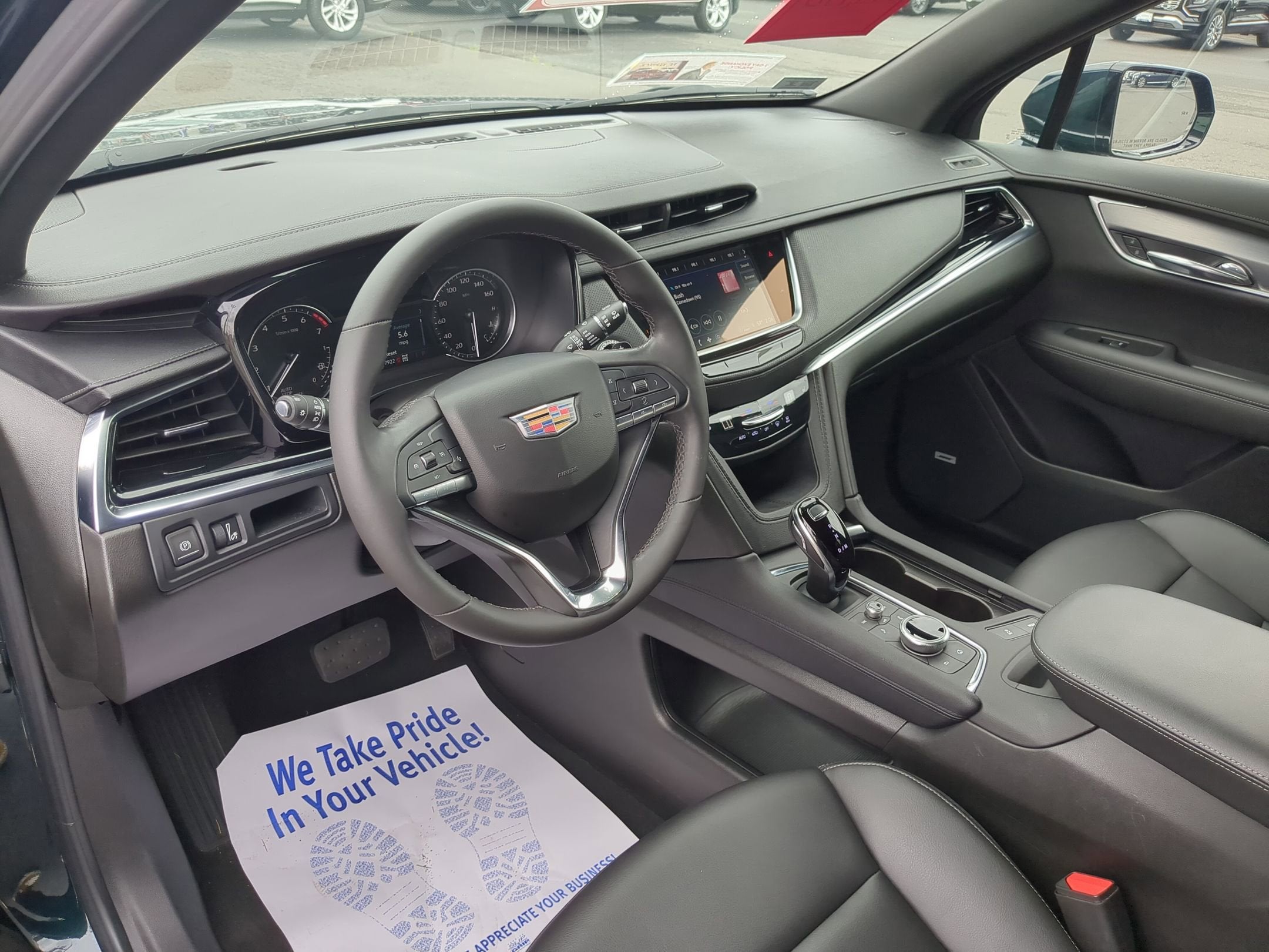 2024 Cadillac XT6 Luxury