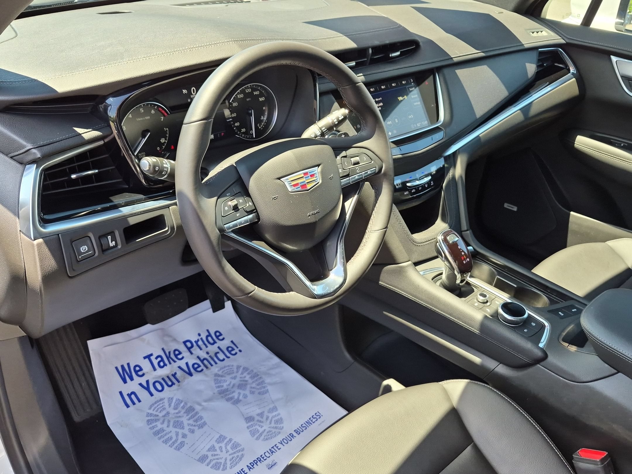 2024 Cadillac XT6 Luxury