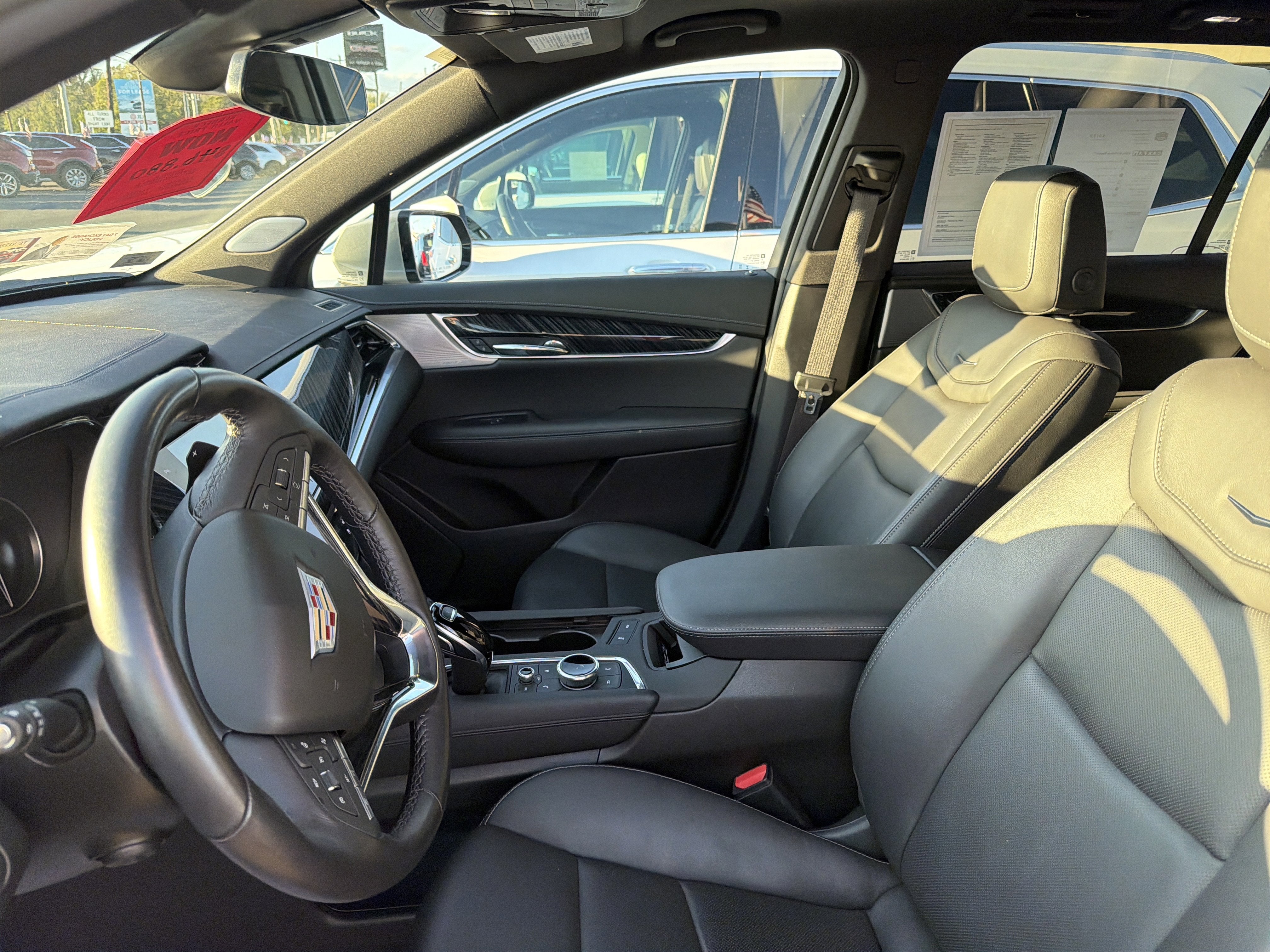 2025 Cadillac XT6 Premium Luxury