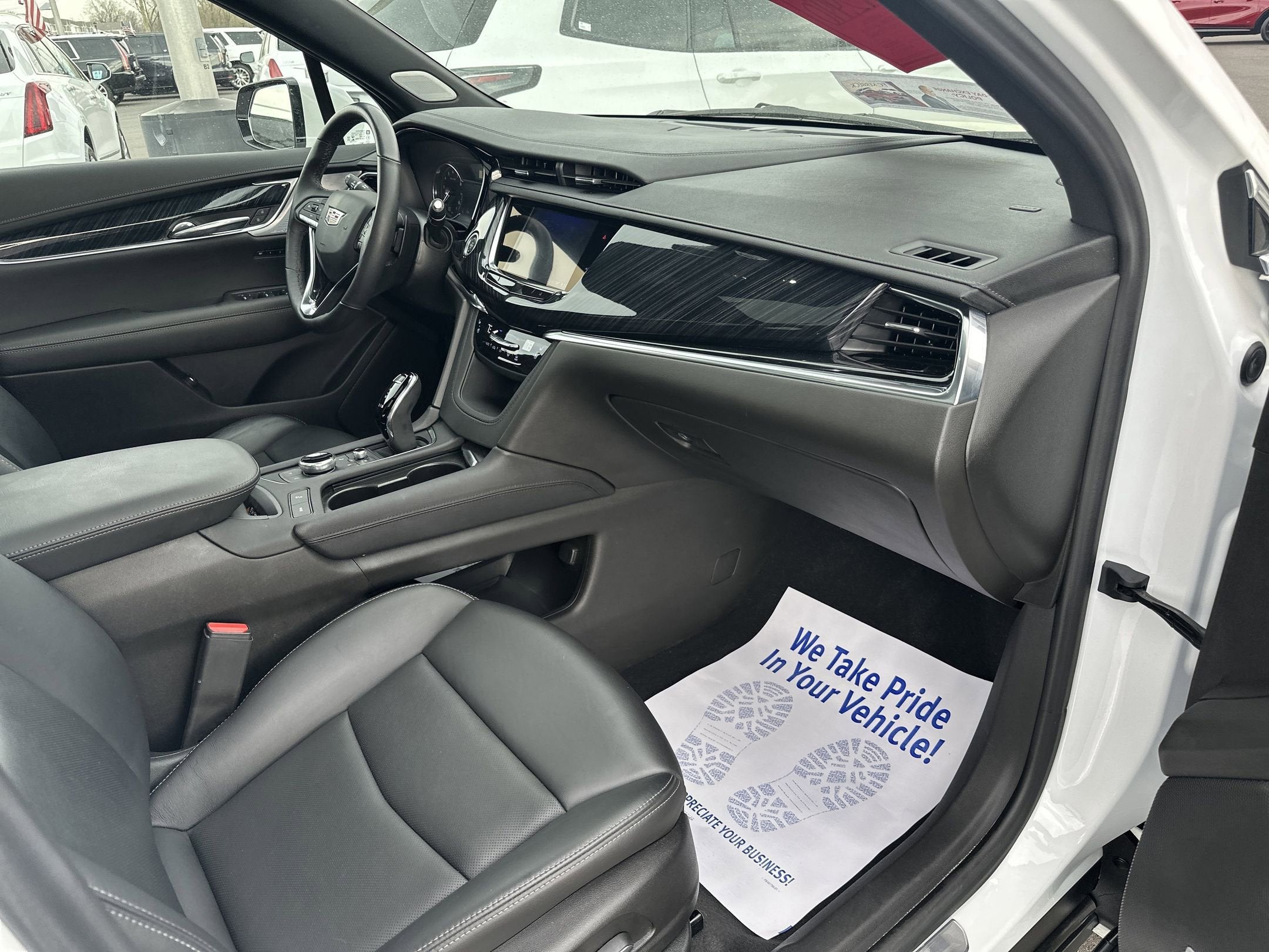 2023 Cadillac XT6 Premium Luxury