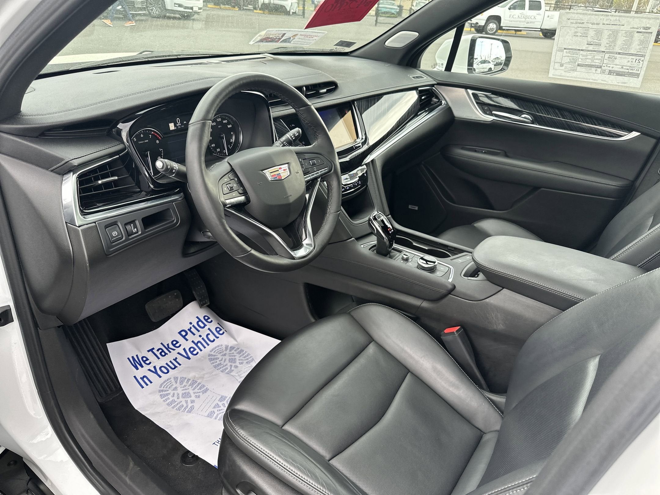 2023 Cadillac XT6 Premium Luxury