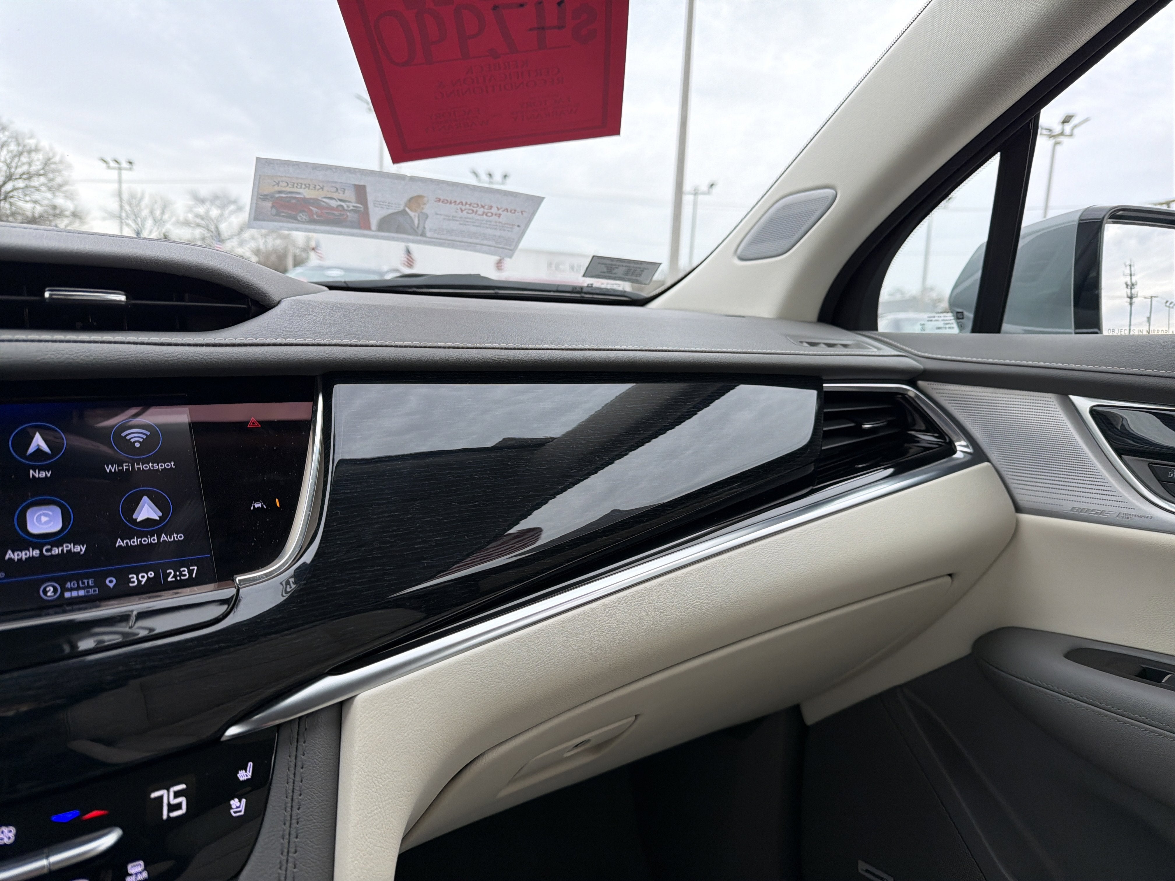 2025 Cadillac XT6 Premium Luxury