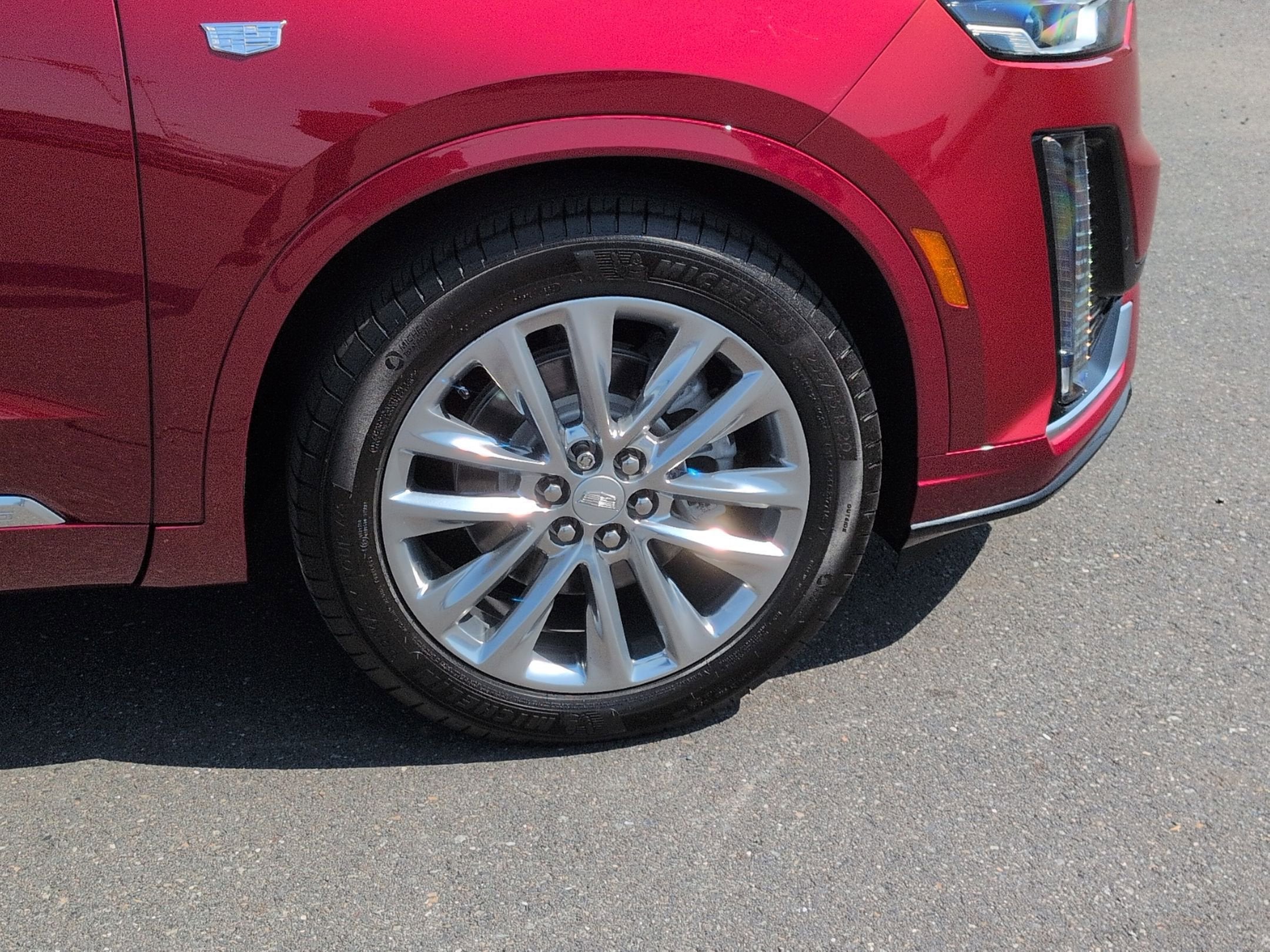 2024 Cadillac XT6 Premium Luxury