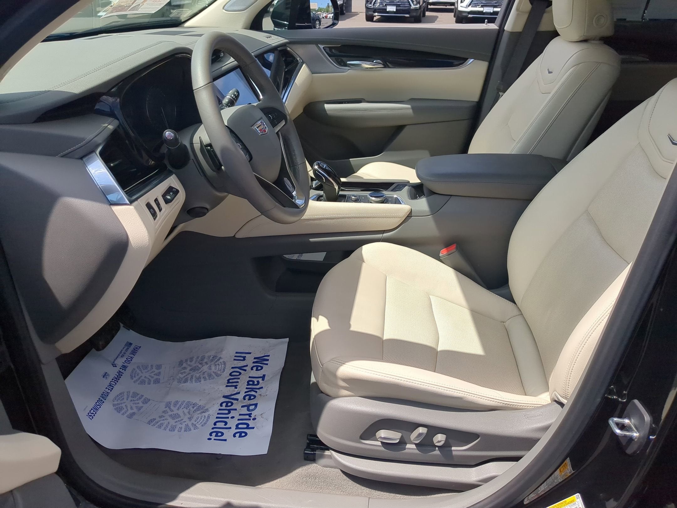 2023 Cadillac XT6 Premium Luxury