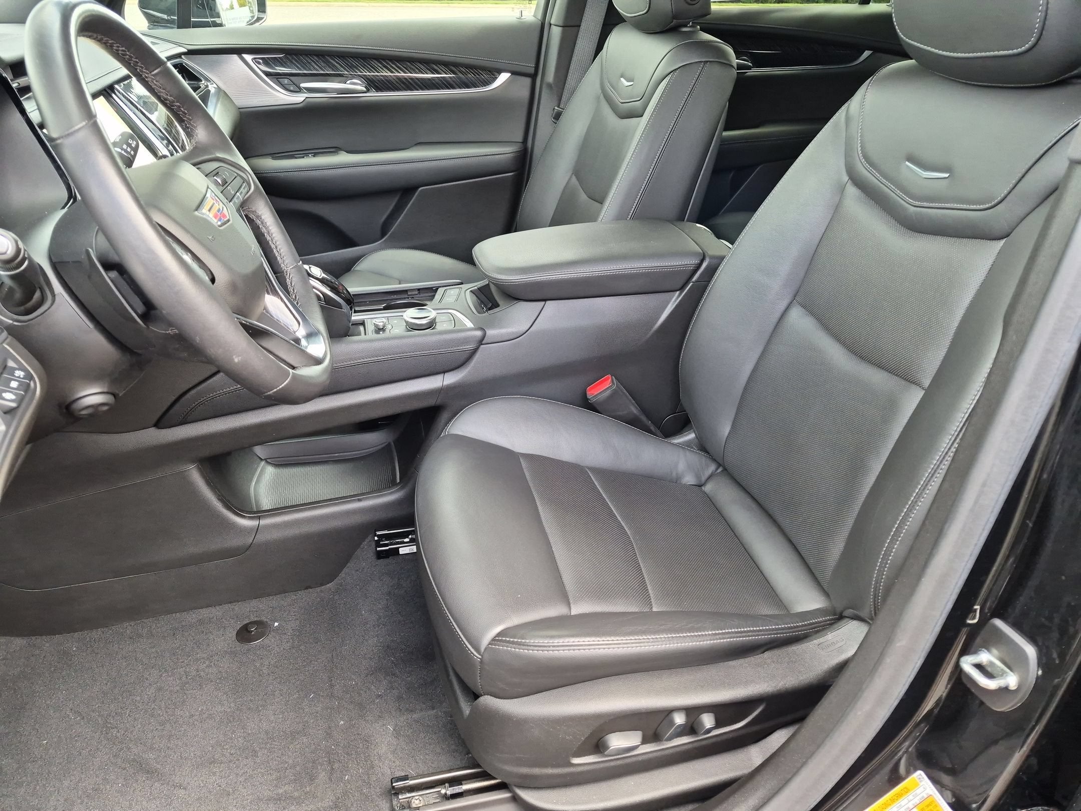 2023 Cadillac XT6 AWD Premium Luxury