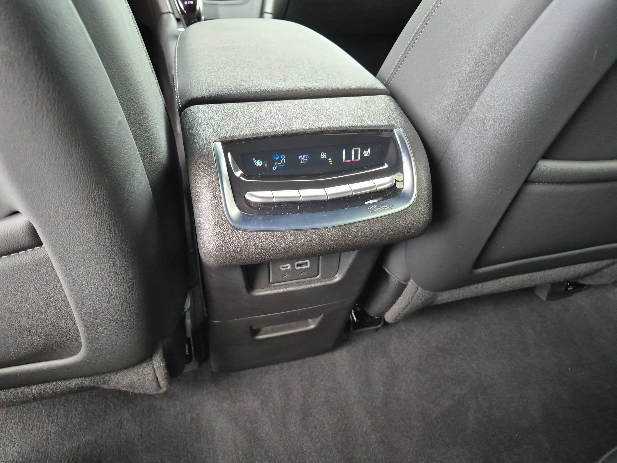 2023 Cadillac XT6 AWD Premium Luxury
