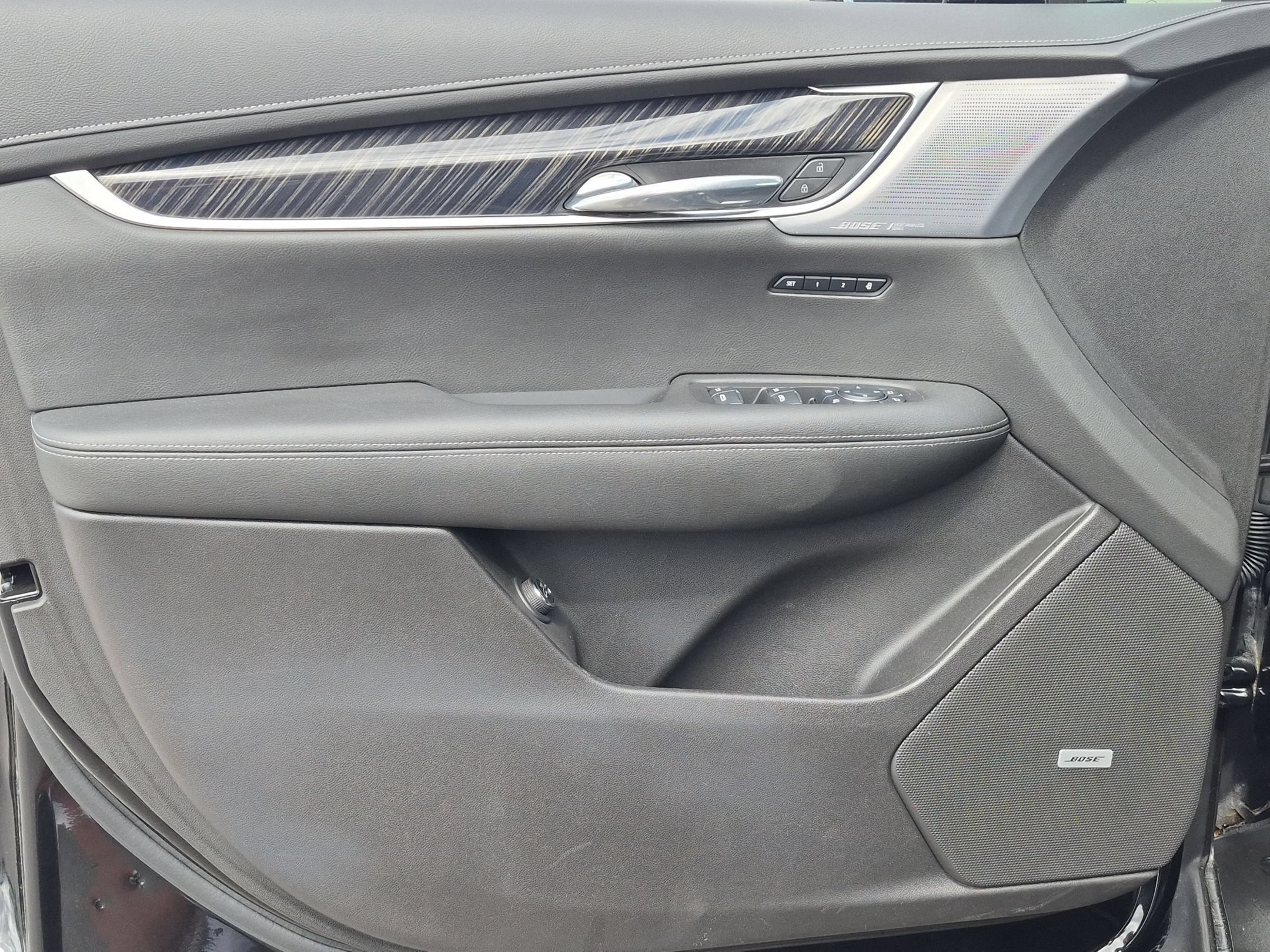 2023 Cadillac XT6 AWD Premium Luxury