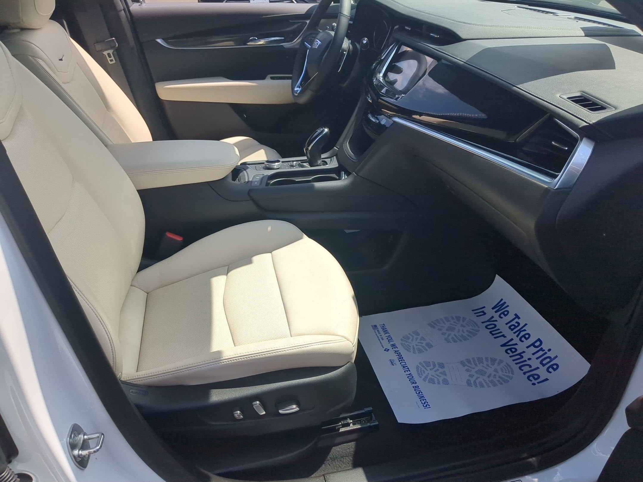 2024 Cadillac XT6 Sport