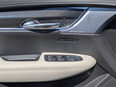 2023 Cadillac XT6 Sport